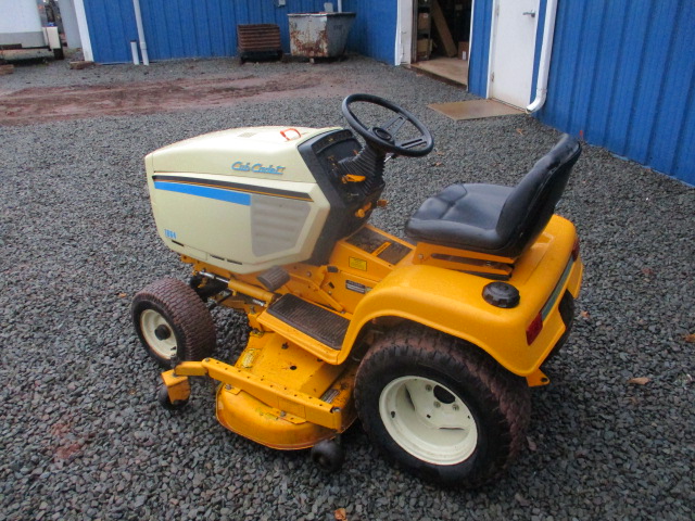 1994 Cub Cadet 1864 Lawn Tractor