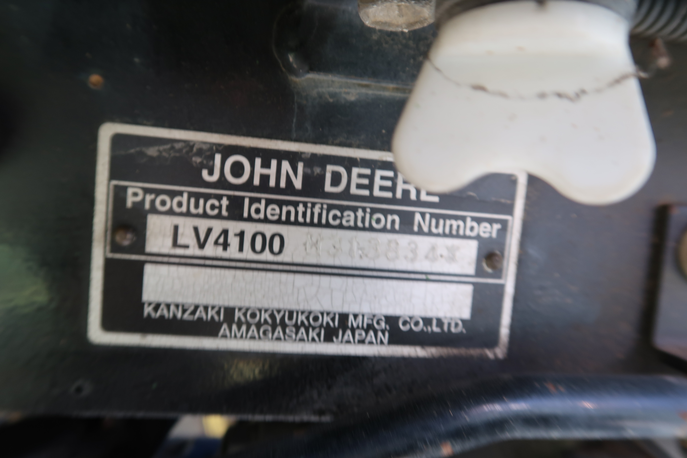 2000 John Deere LV4100 Tractor