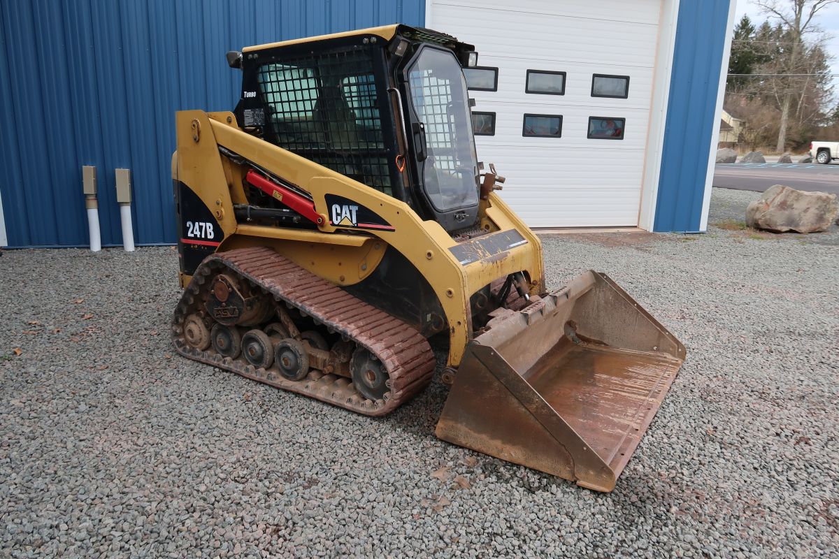 2005 Caterpillar 247B Skid Steer Loader