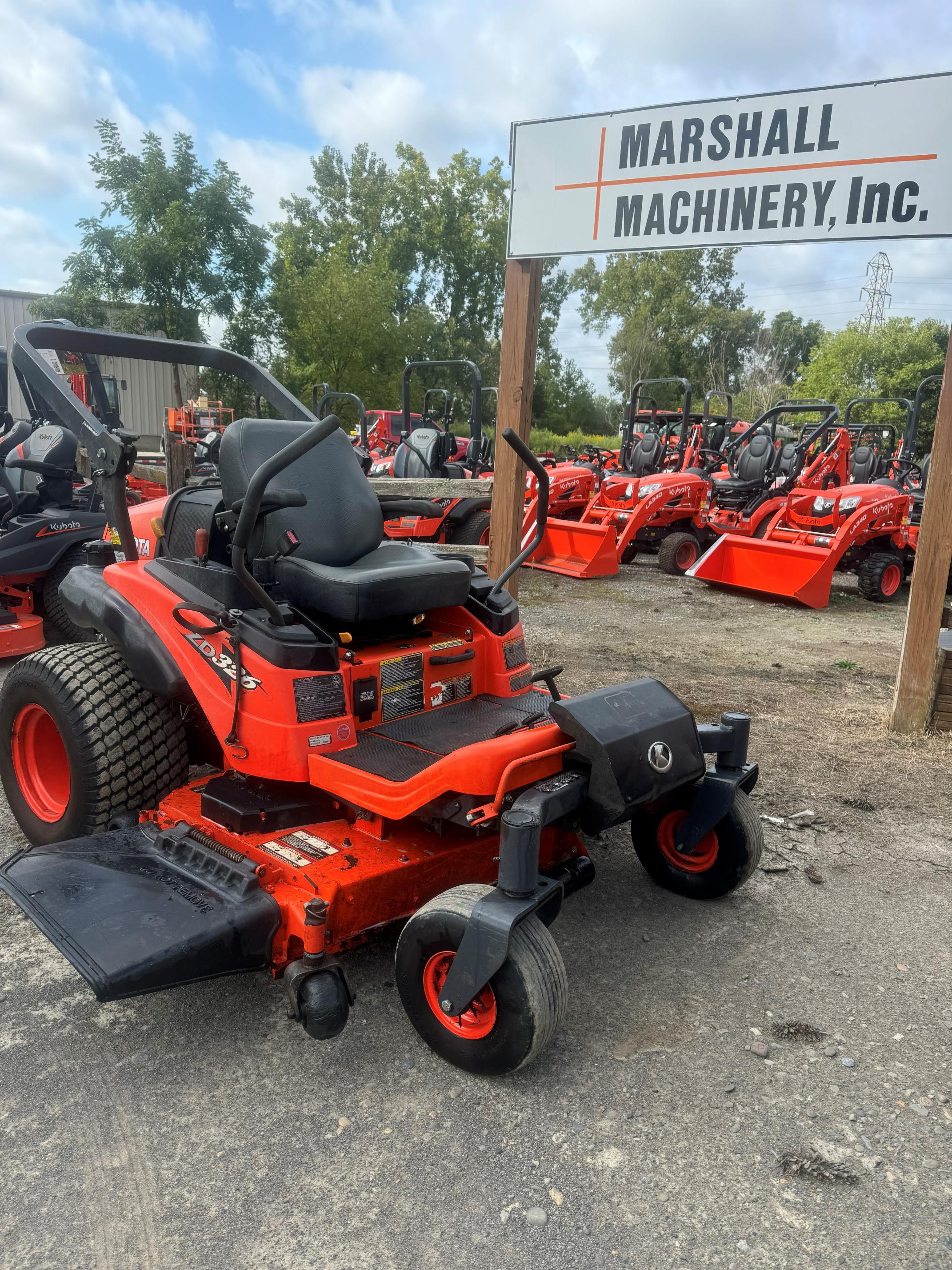 2015 Kubota ZD326P-60 Mower/Zero Turn