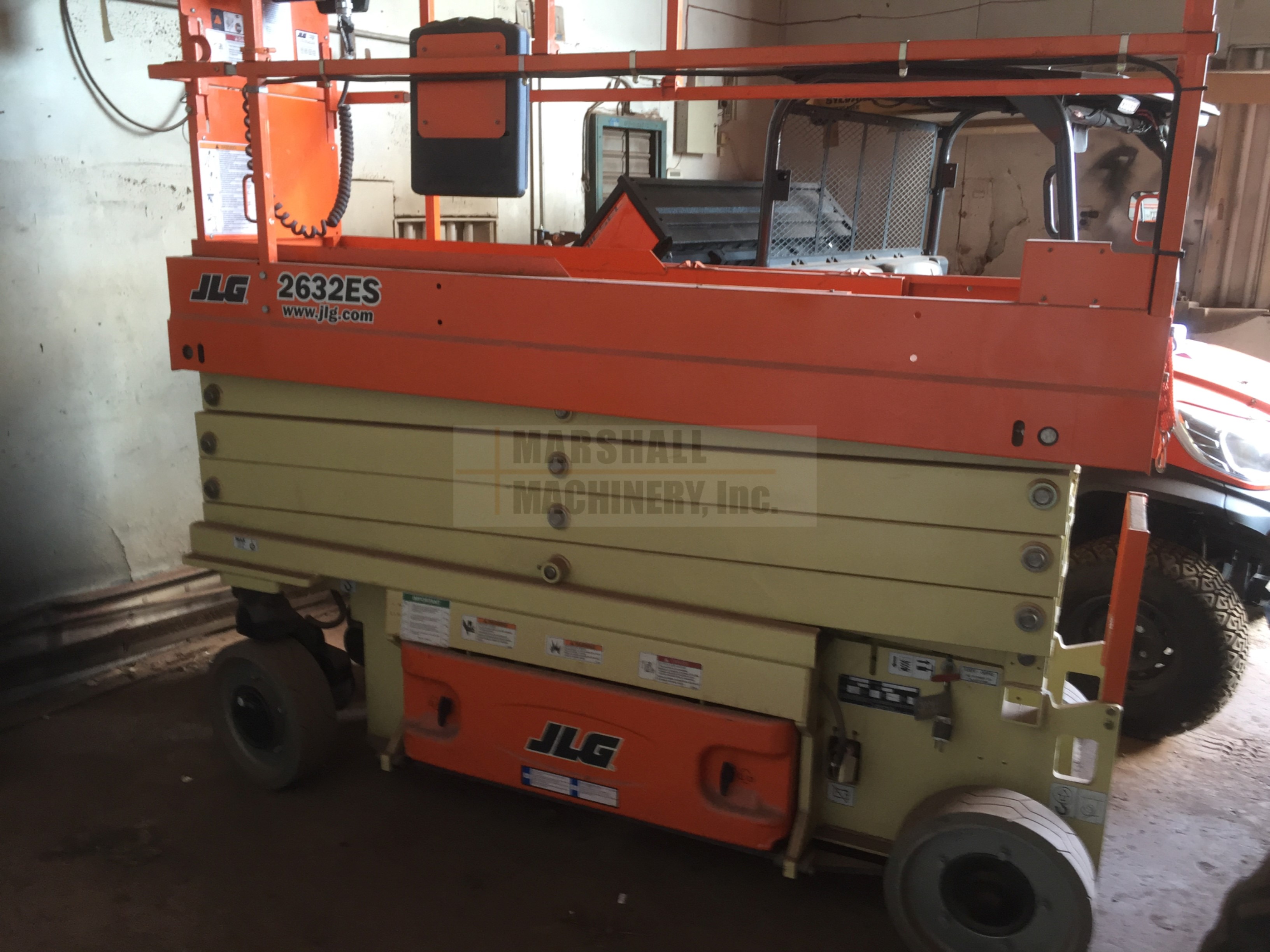 2015 JLG 2632ES Scissor Lift