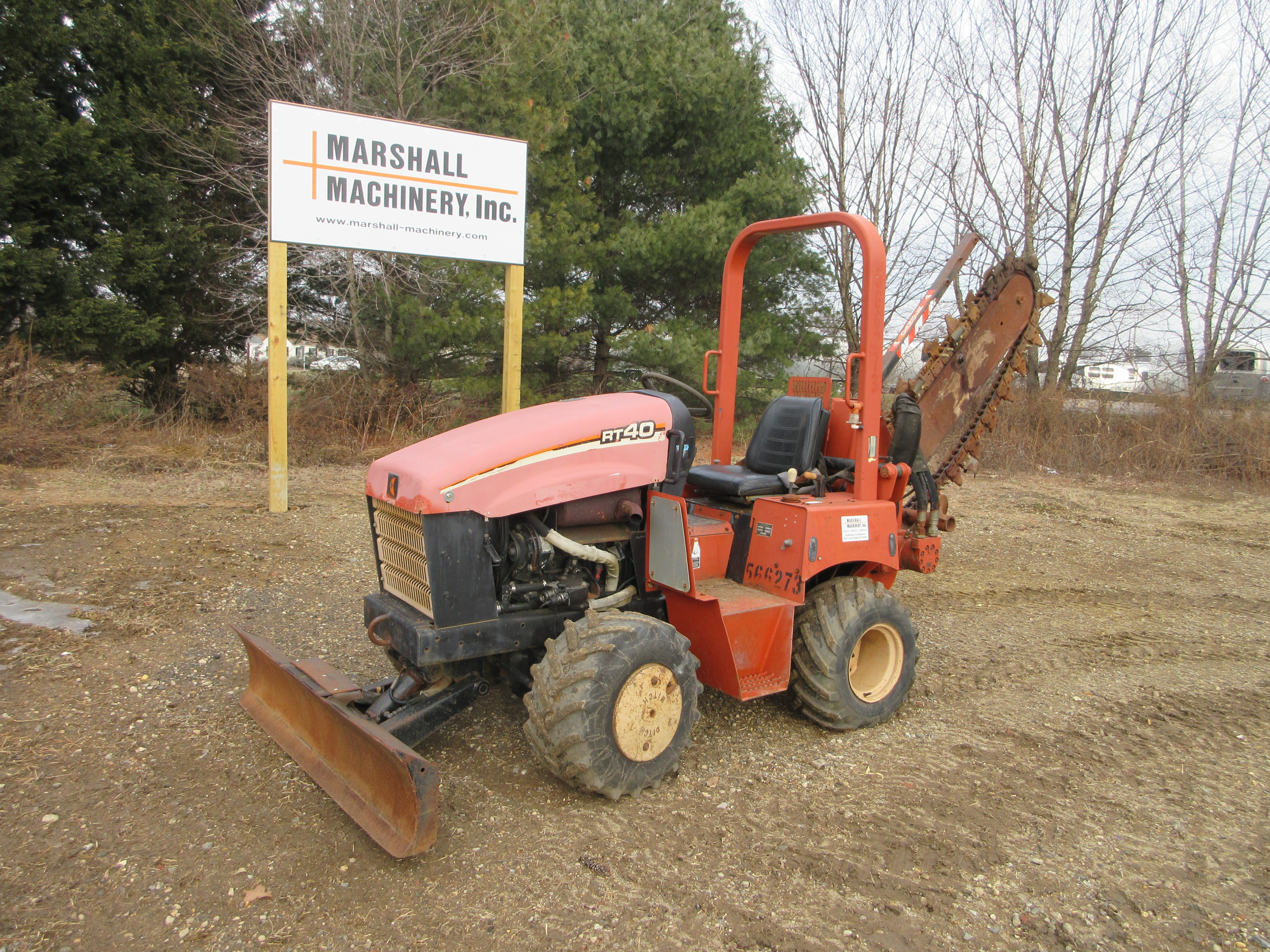 2005 Ditch Witch RT40 Trencher