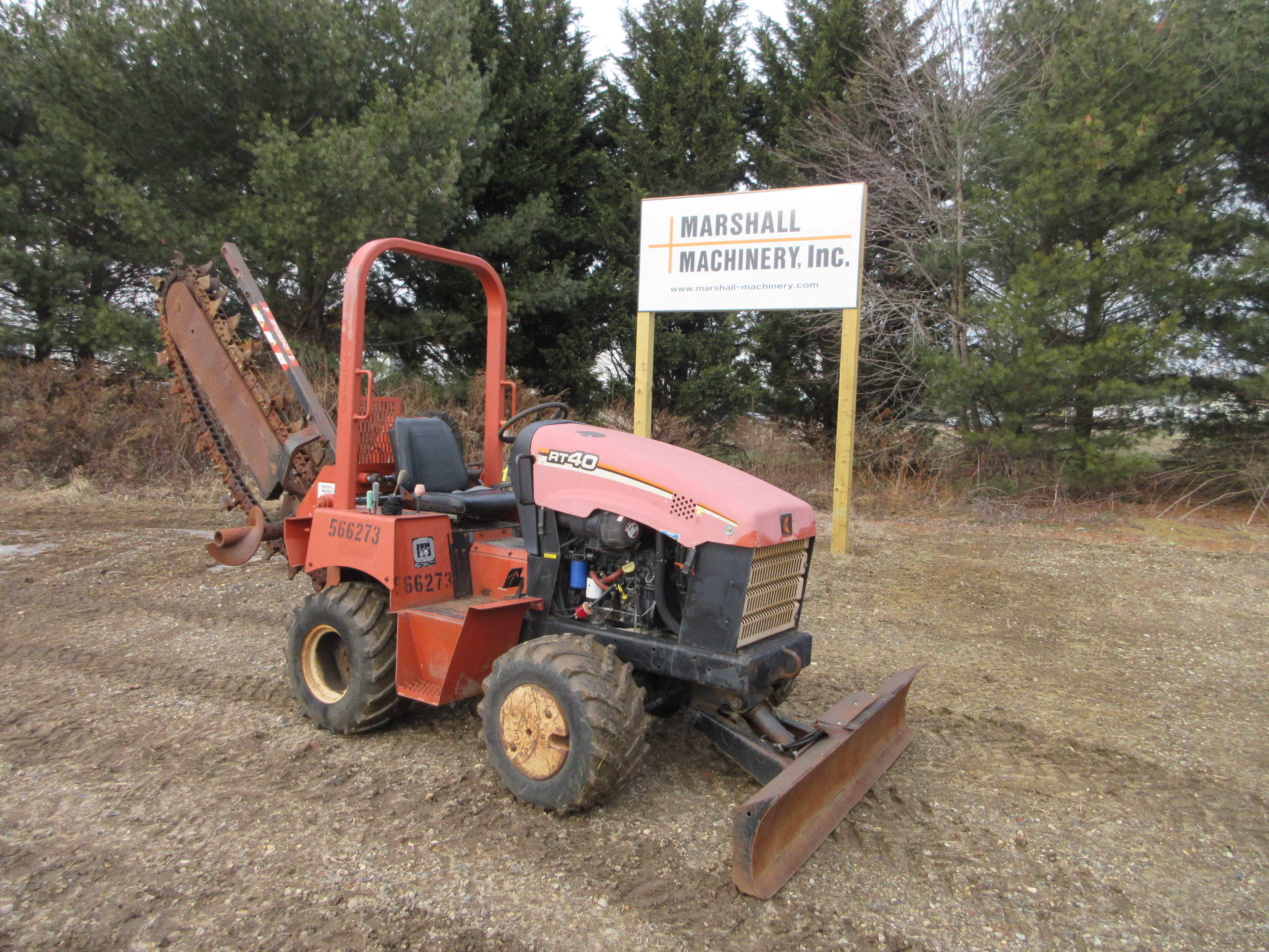 2005 Ditch Witch RT40 Trencher
