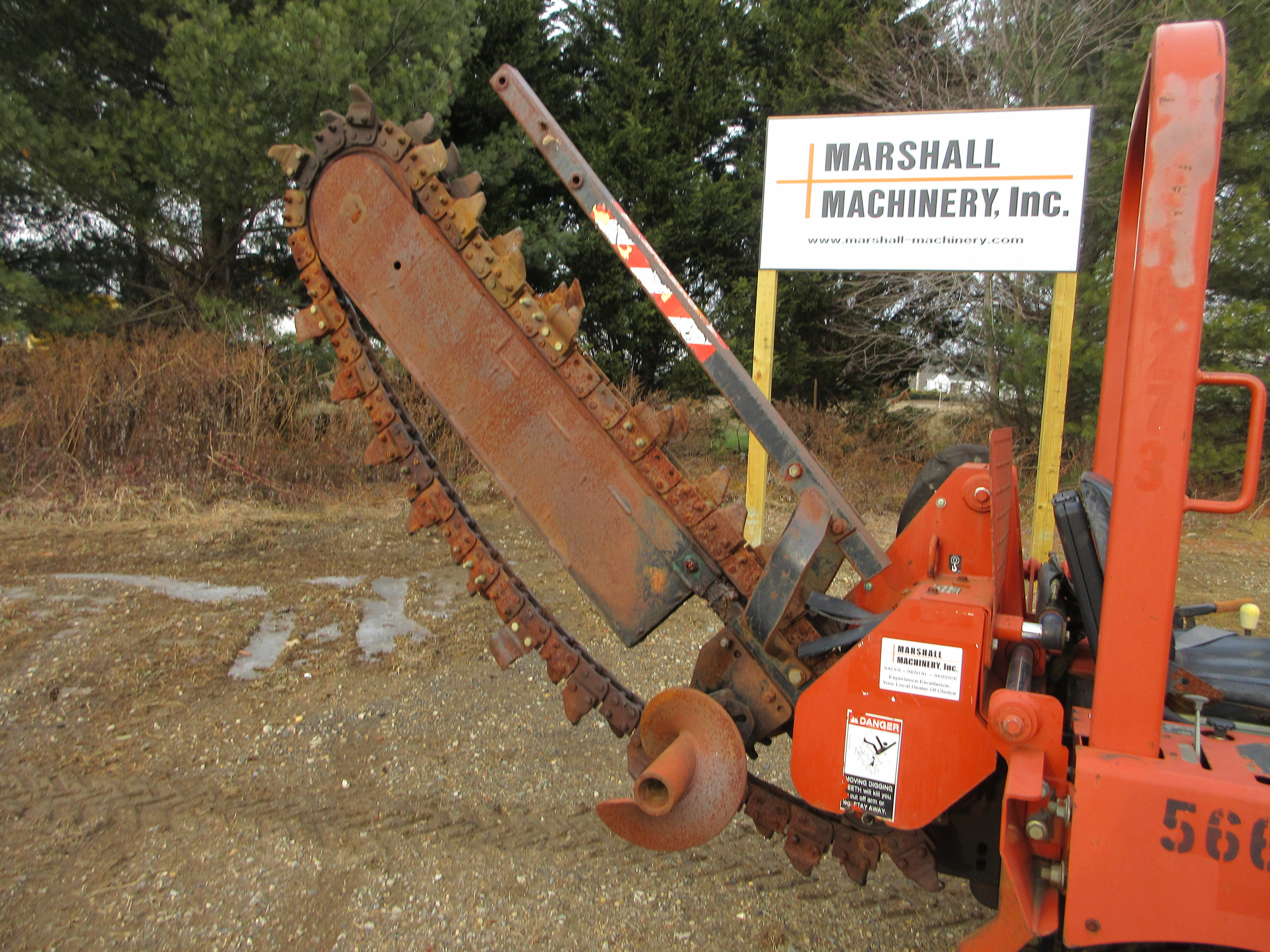 2005 Ditch Witch RT40 Trencher