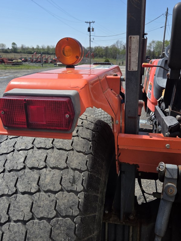 2001 Kubota M4900SD Tractor