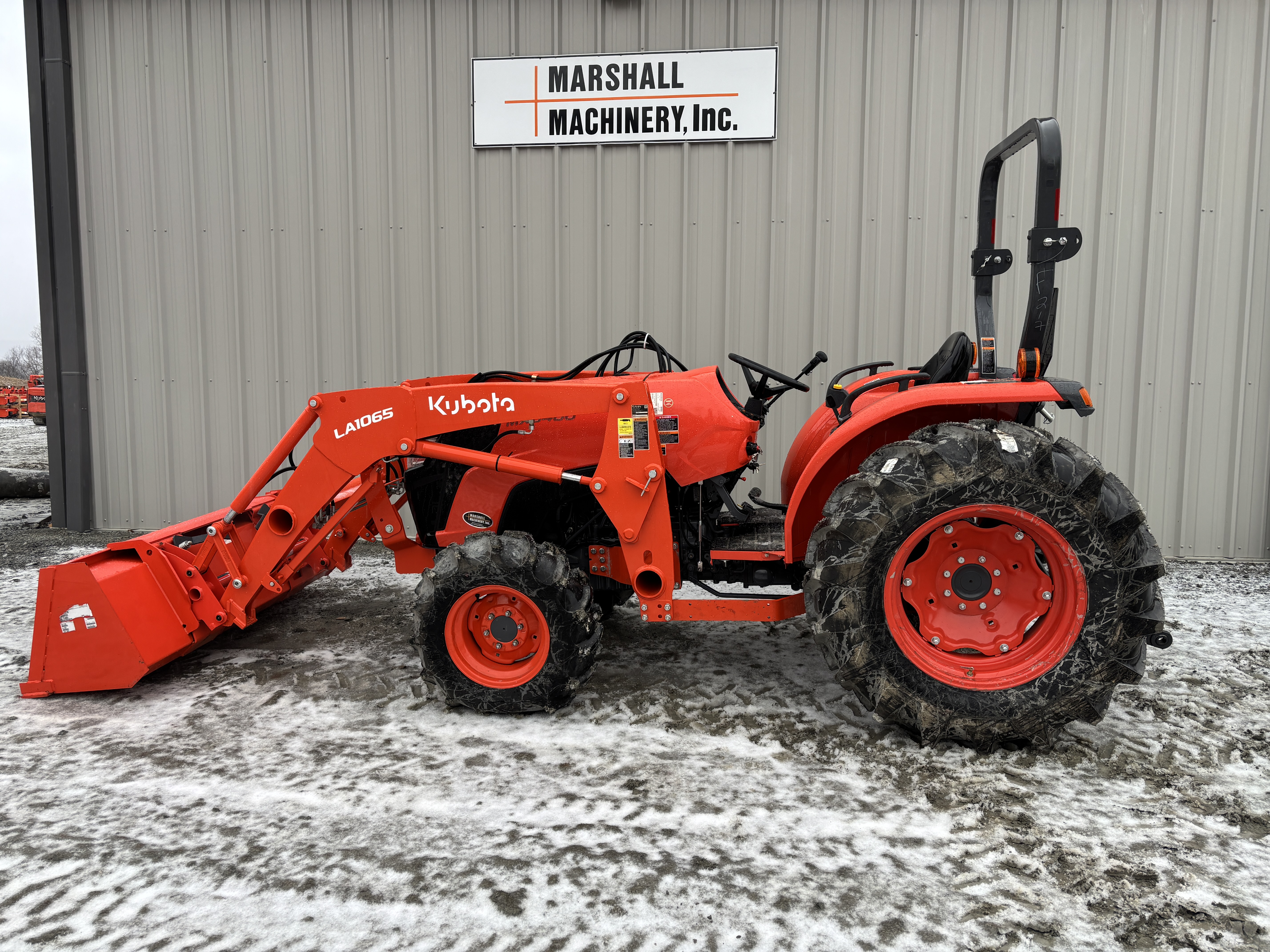 2021 Kubota MX5400HST Tractor Loader