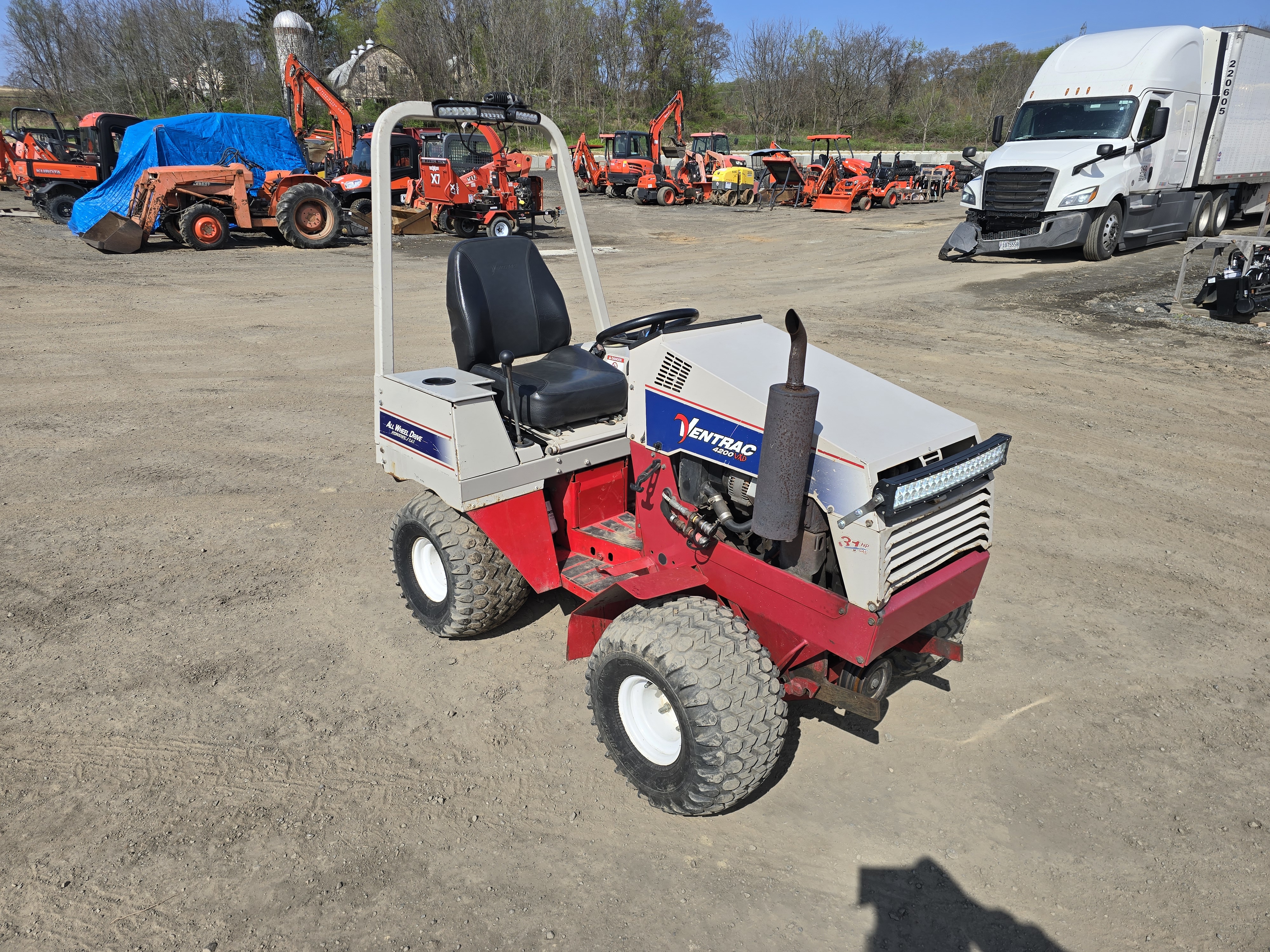 2010 Ventrac 4200 Lawn Tractor