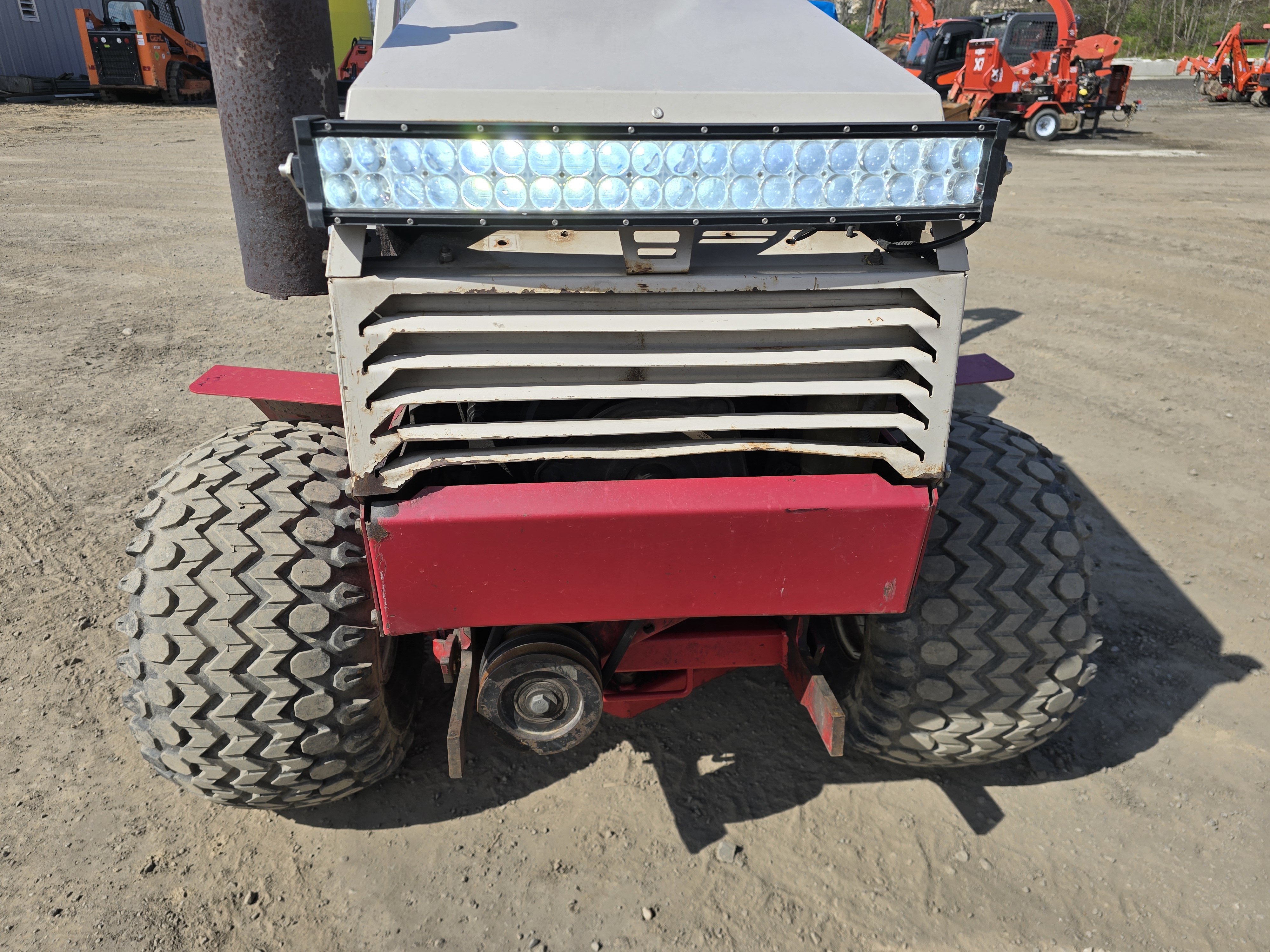 2010 Ventrac 4200 Lawn Tractor