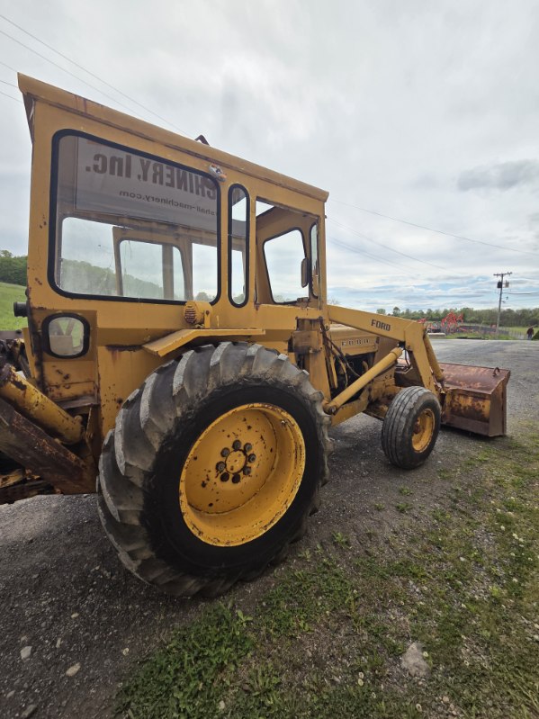 Ford 4500 Tractor Loader Backhoe