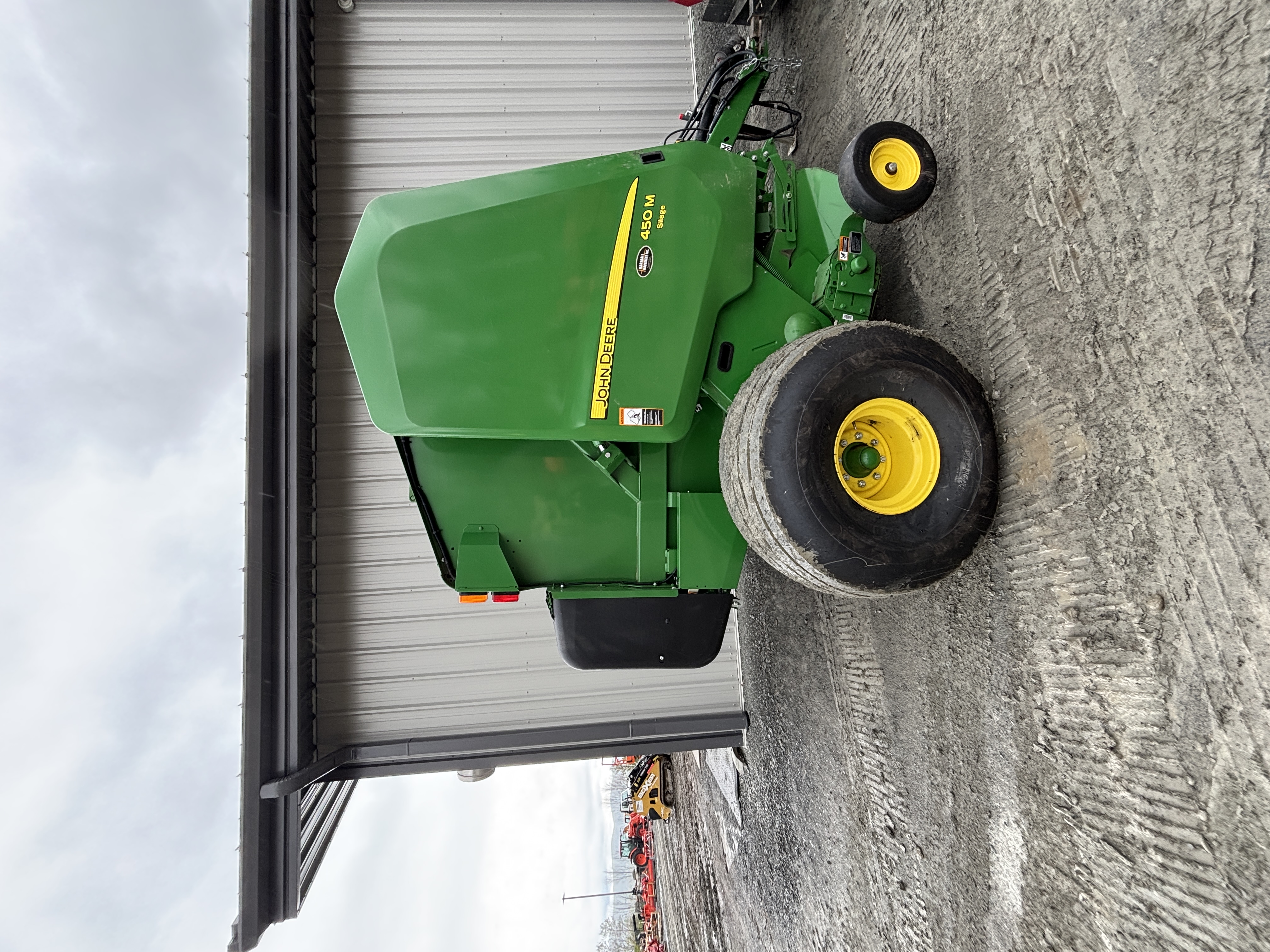 2024 John Deere 450M Baler/Round