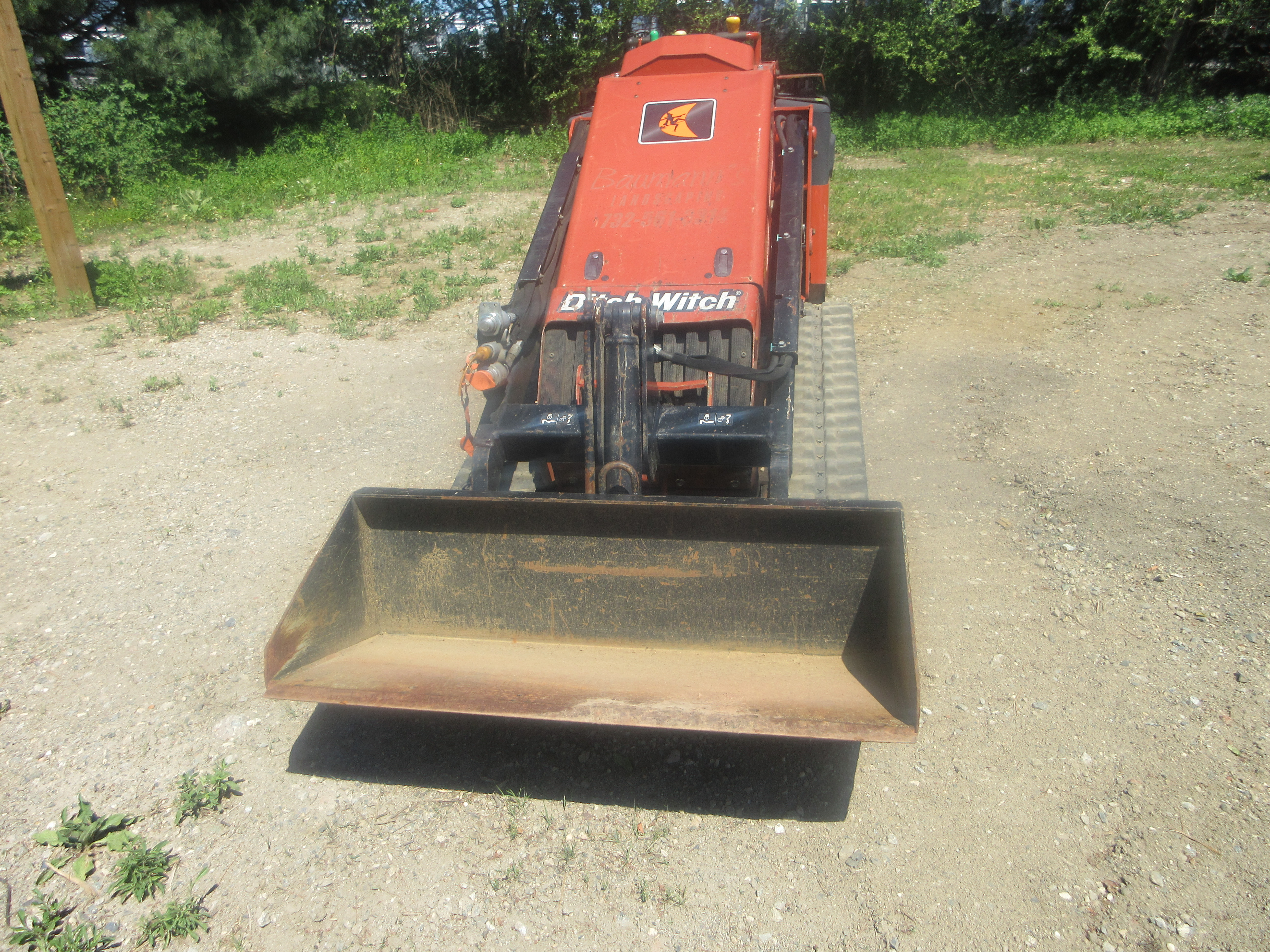 2018 Ditch Witch SK1050 Skid Steer Loader
