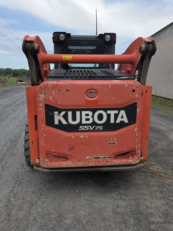 2017 Kubota SSV75PHRC Skid Steer Loader