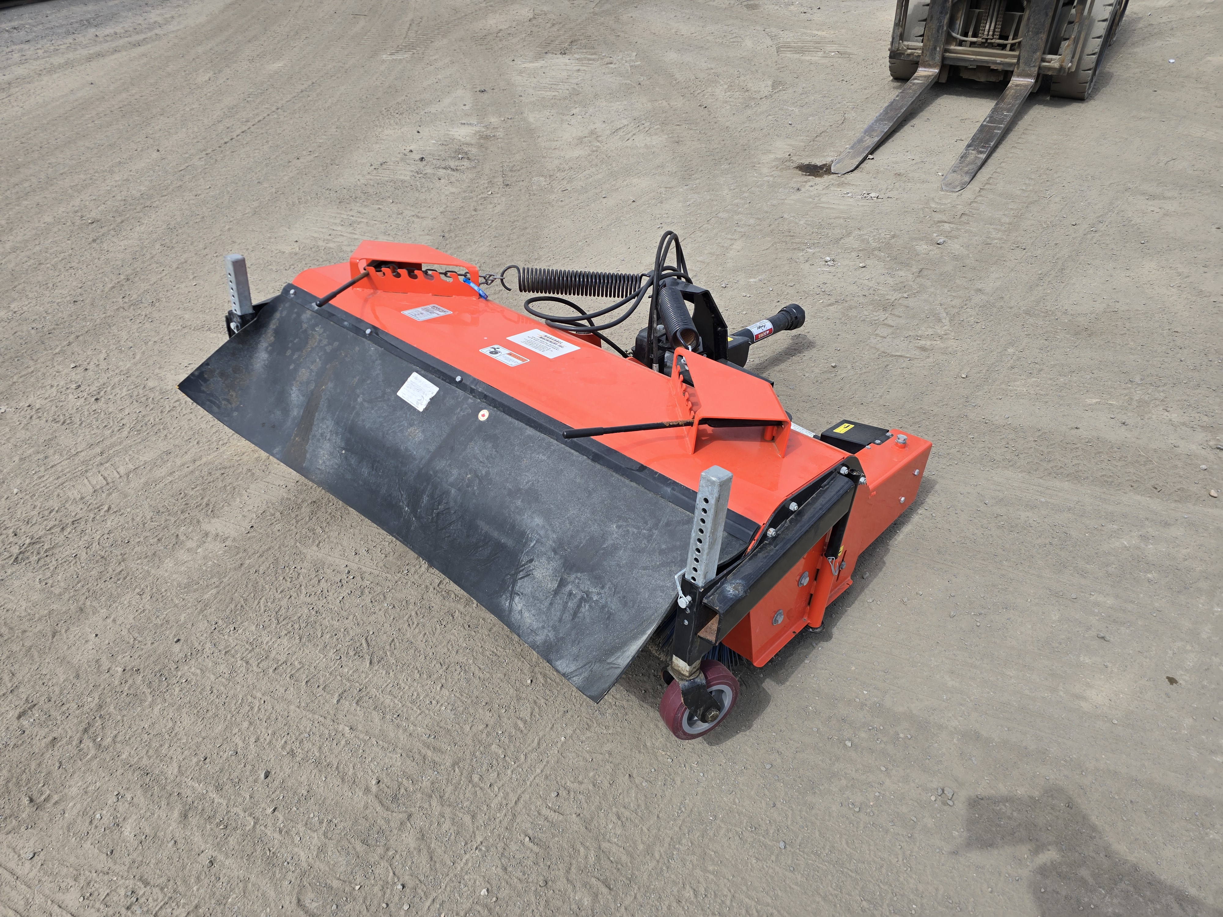 2024 Kubota L2163 Broom/Rotary Angle