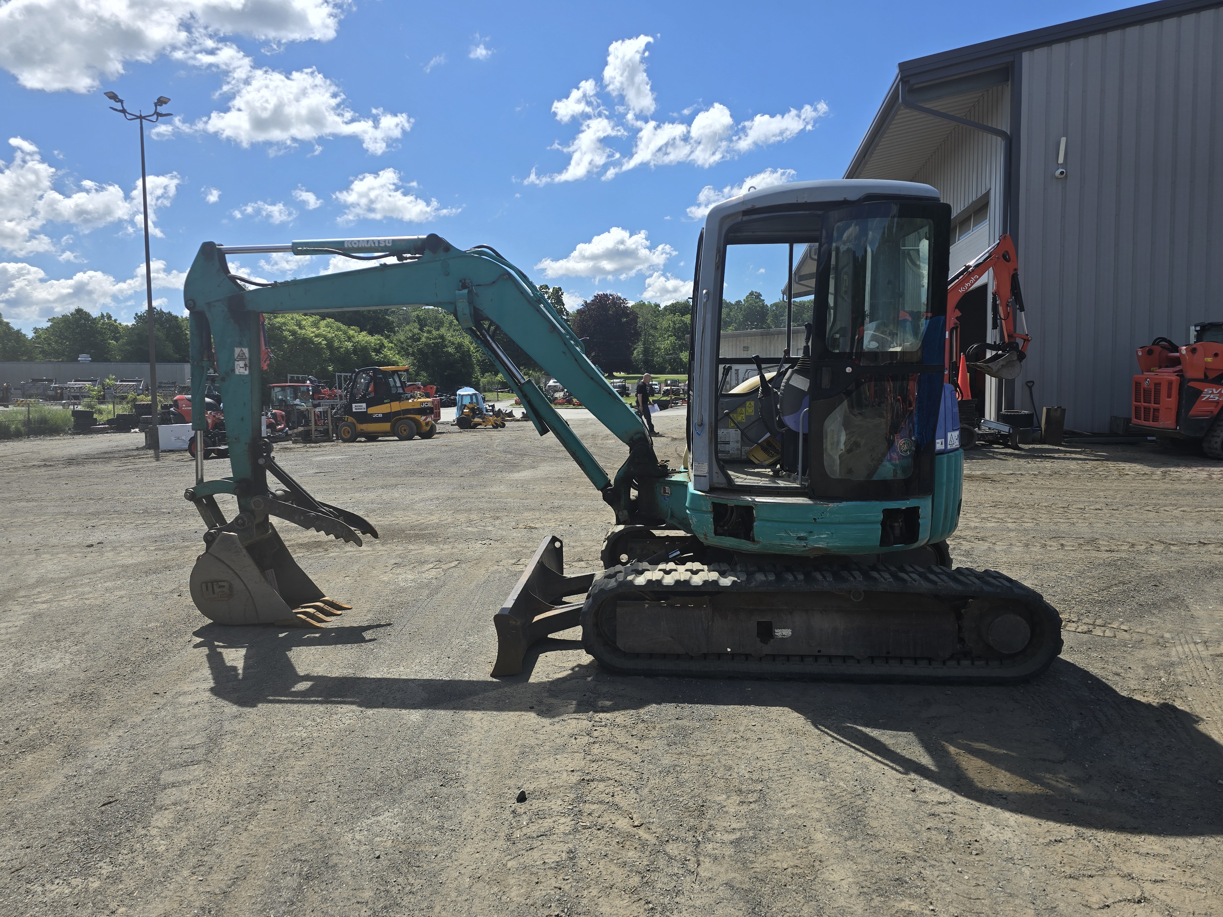 2001 Komatsu PC40MR-1 Excavator