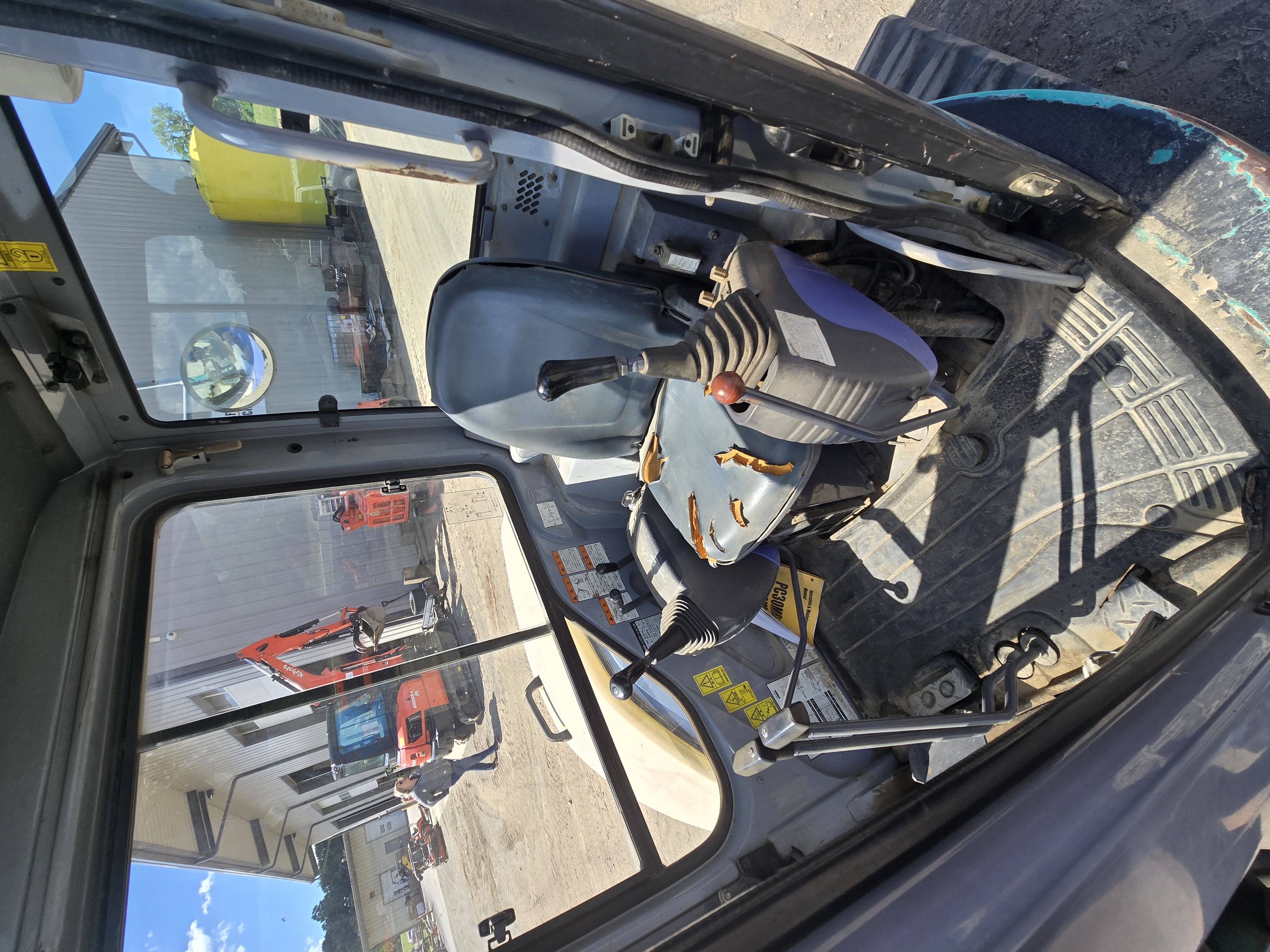 2001 Komatsu PC40MR-1 Excavator