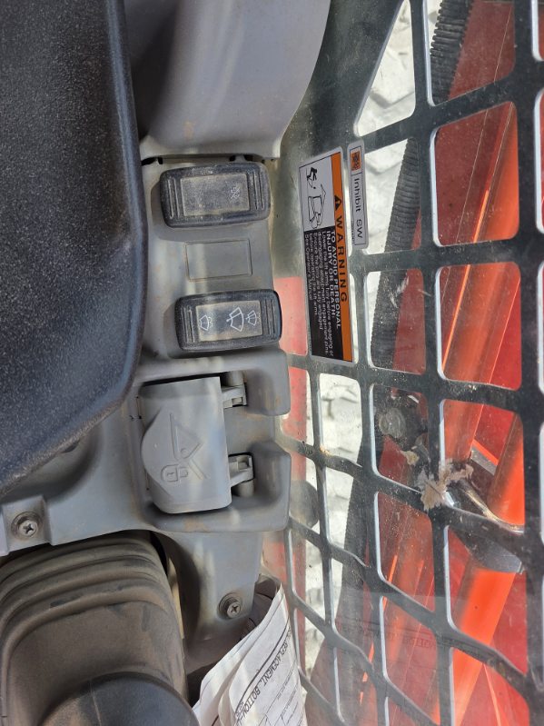 2022 Kubota SVL97-2HFC Skid Steer Loader
