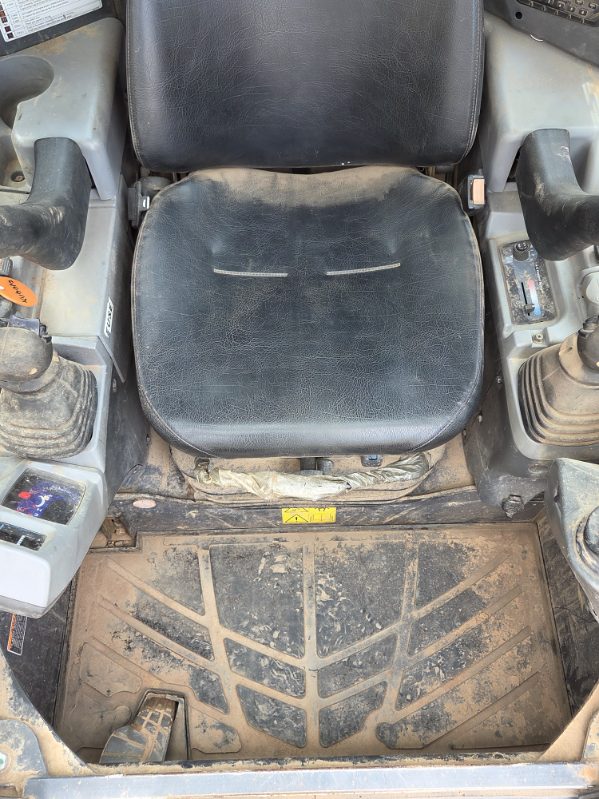 2022 Kubota SVL97-2HFC Skid Steer Loader