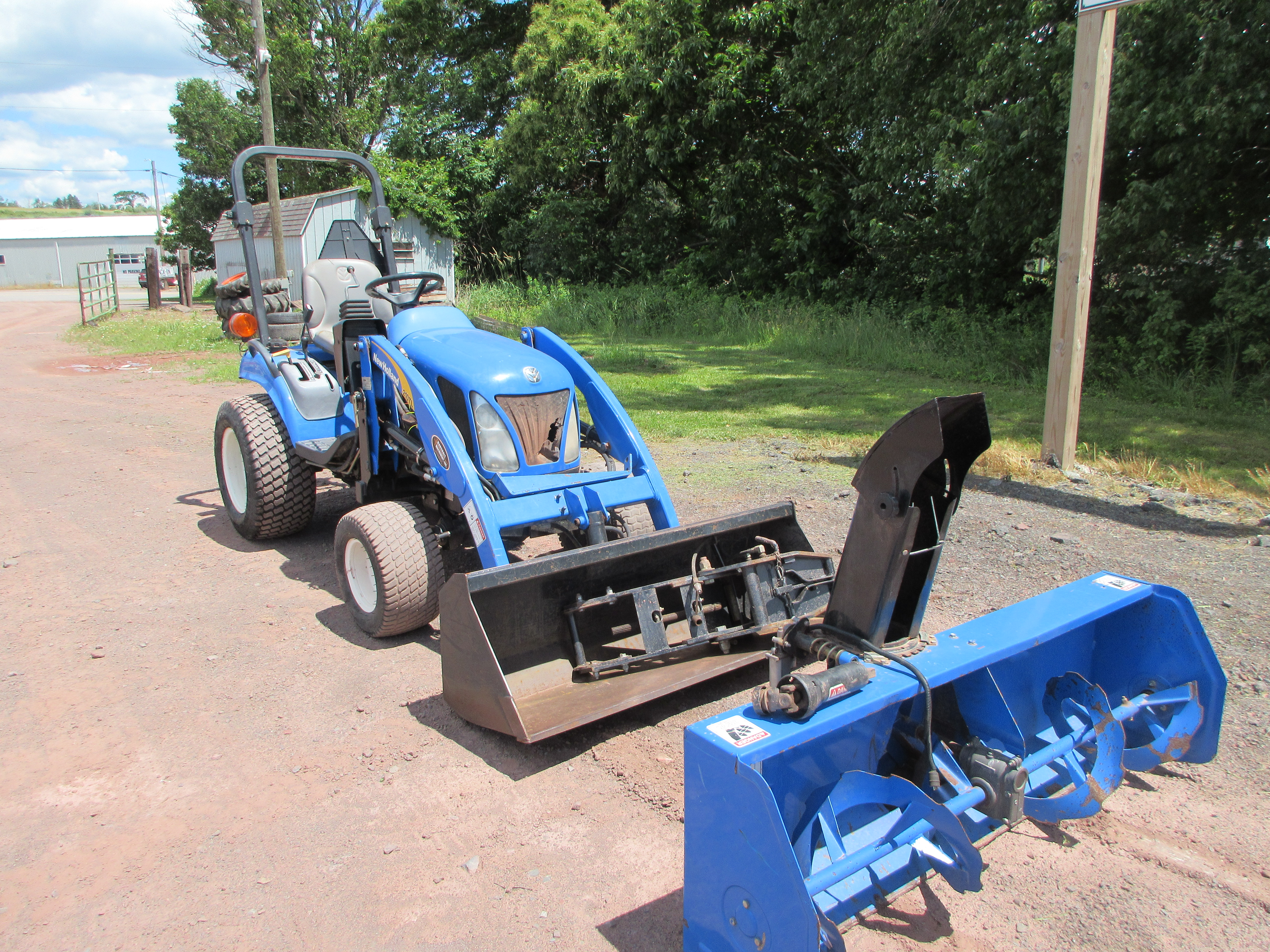 2007 New Holland T1110 Tractor