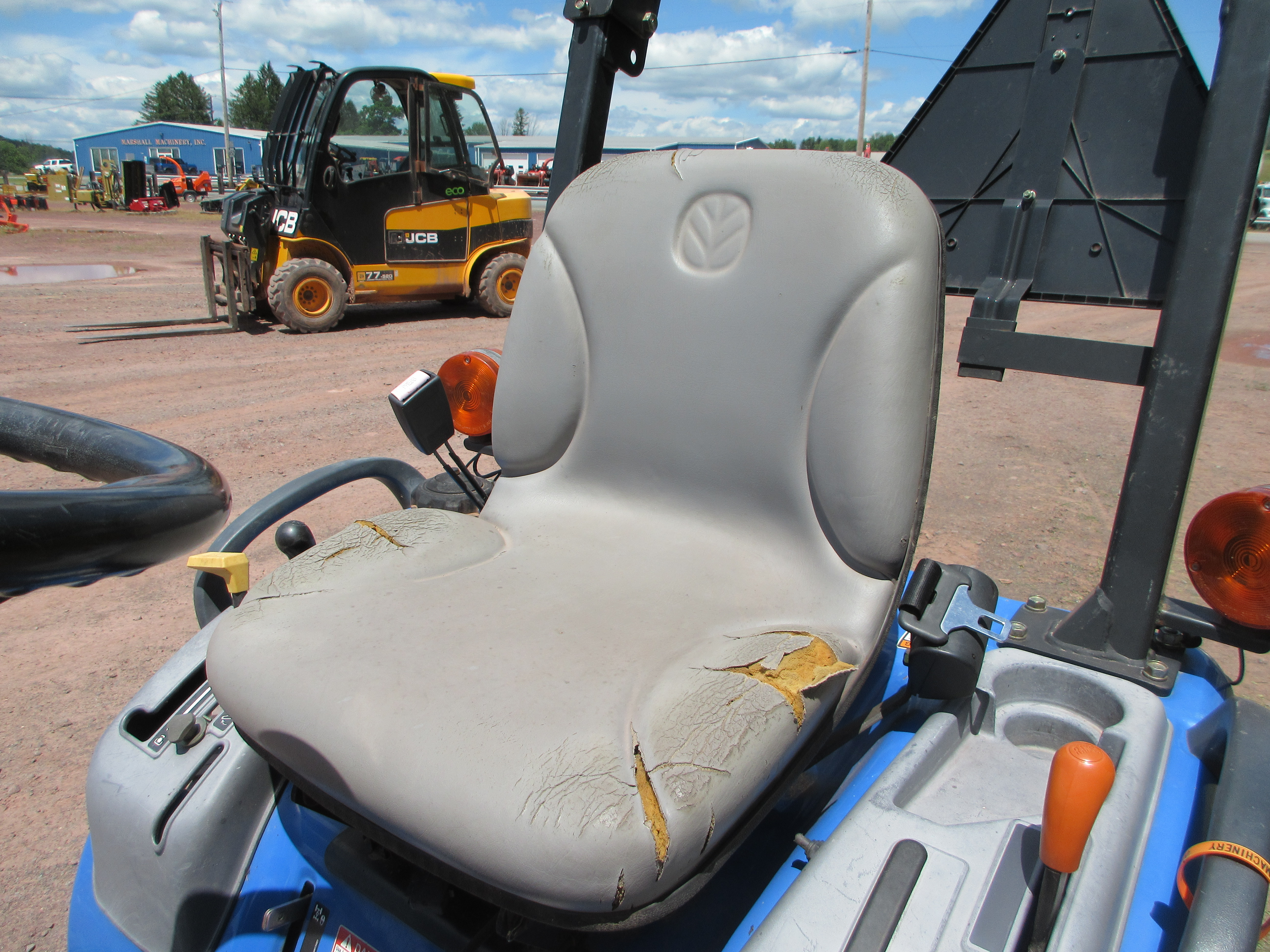 2007 New Holland T1110 Tractor
