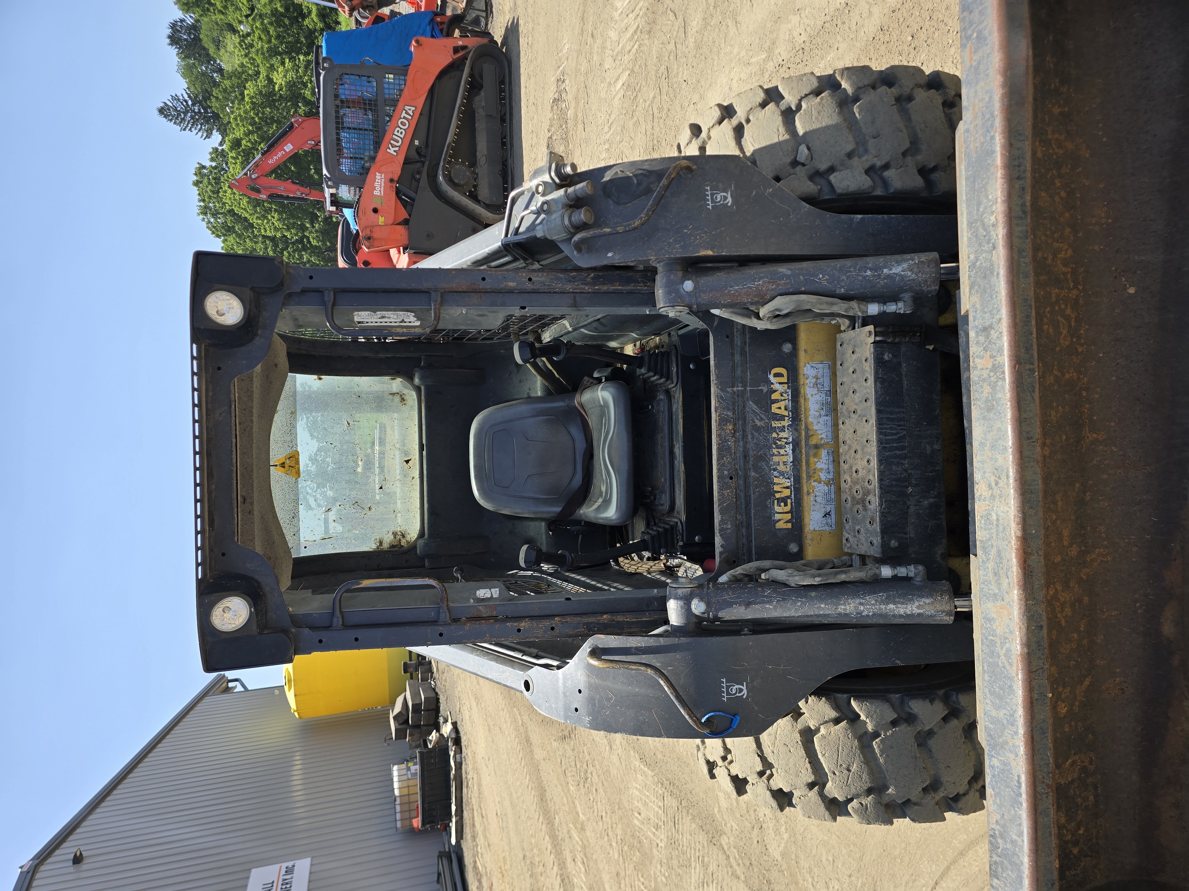 2013 New Holland L225 Skid Steer Loader