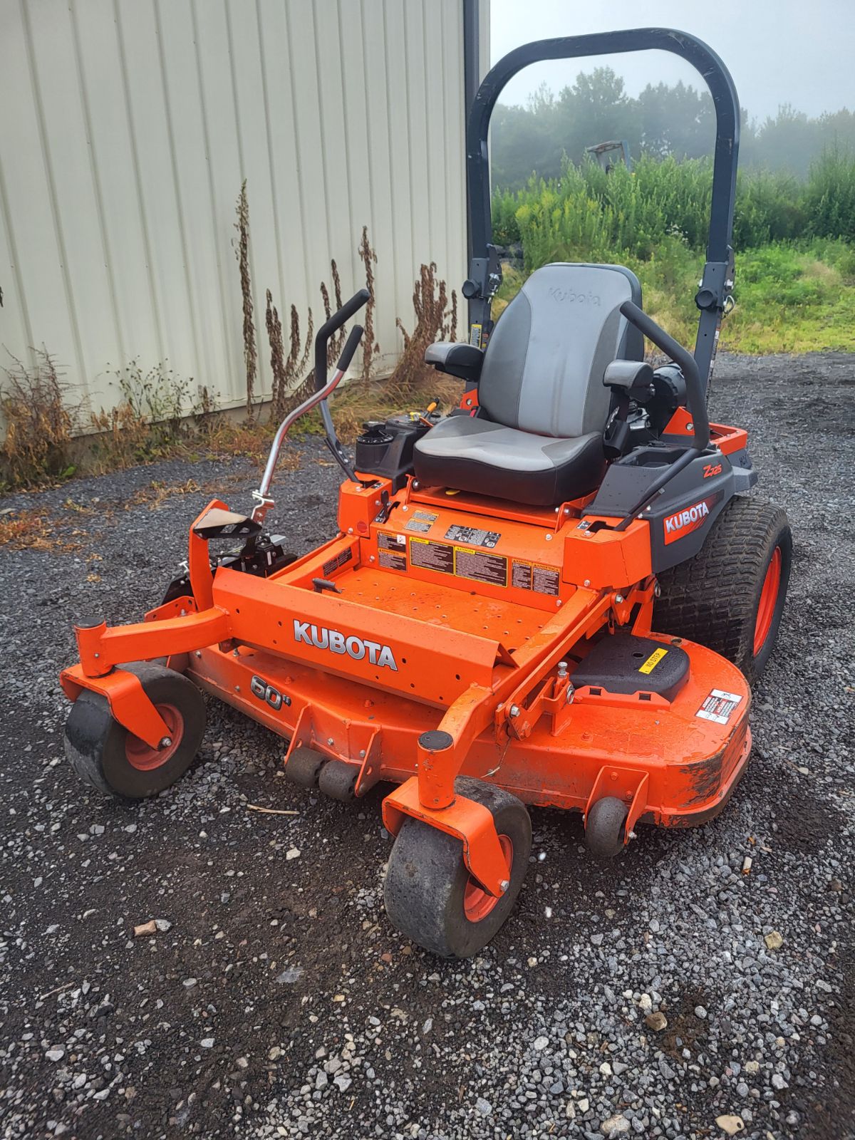 2014 Kubota Z725 Mower/Zero Turn