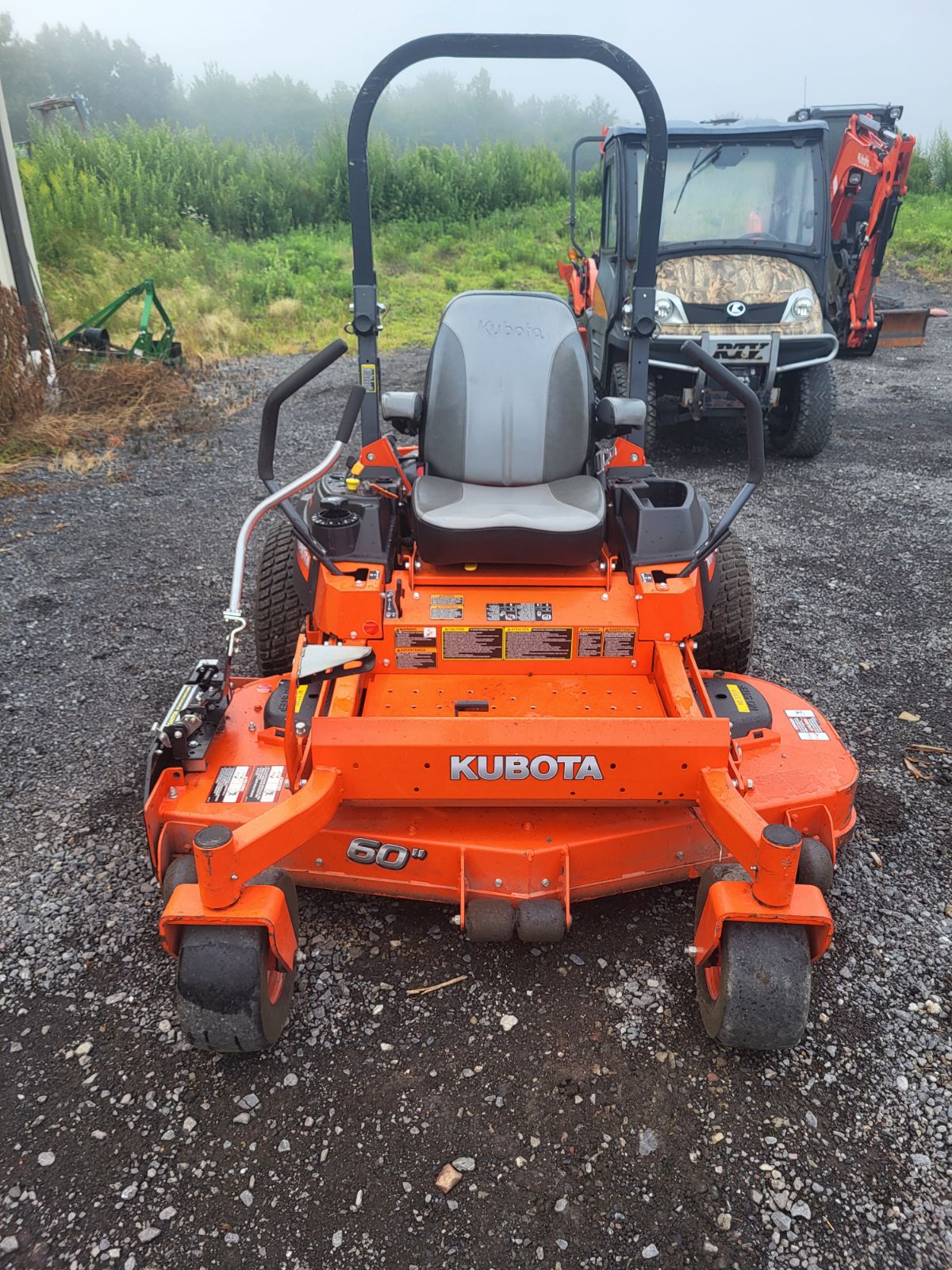 2014 Kubota Z725 Mower/Zero Turn