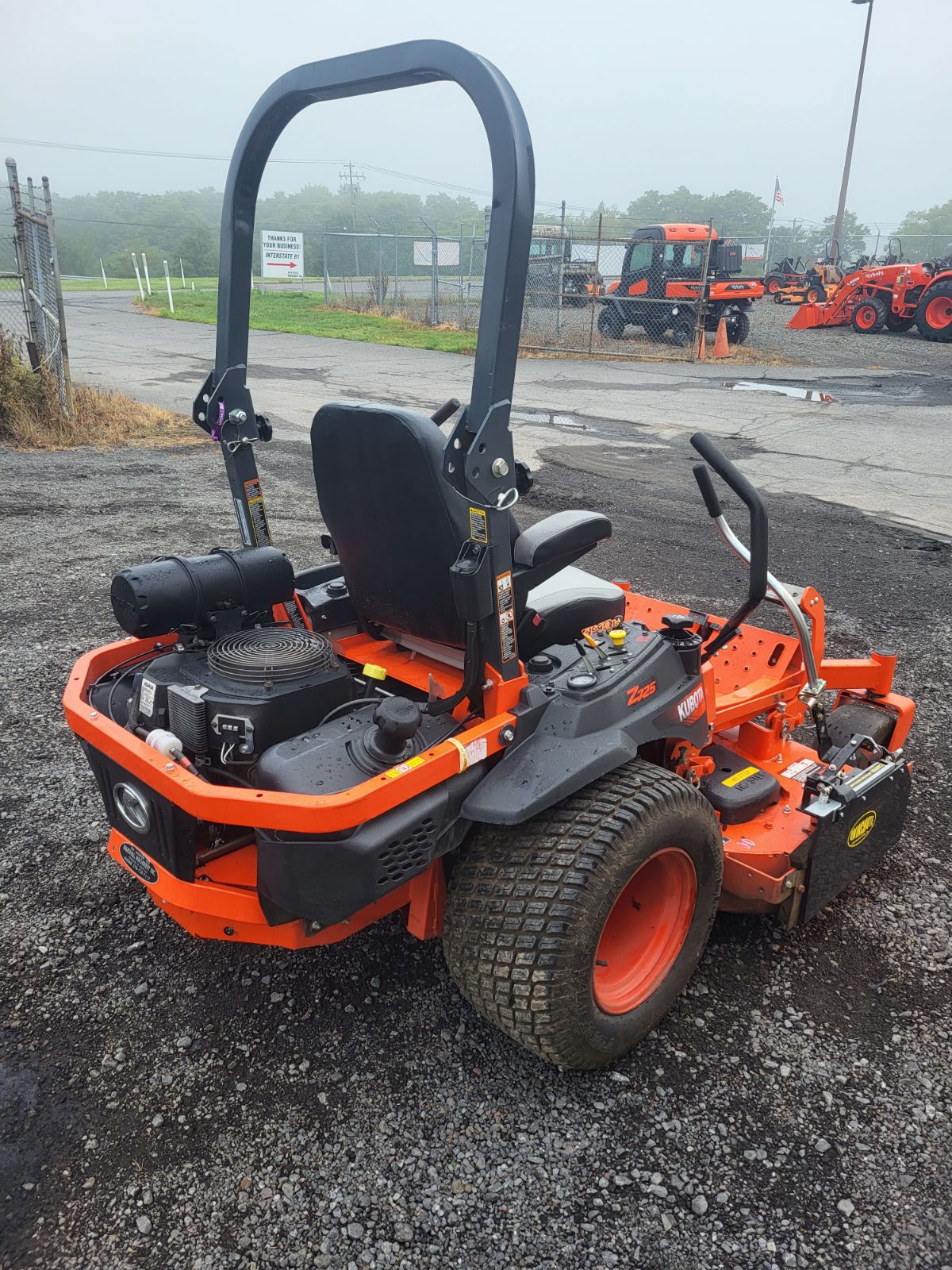 2014 Kubota Z725 Mower/Zero Turn