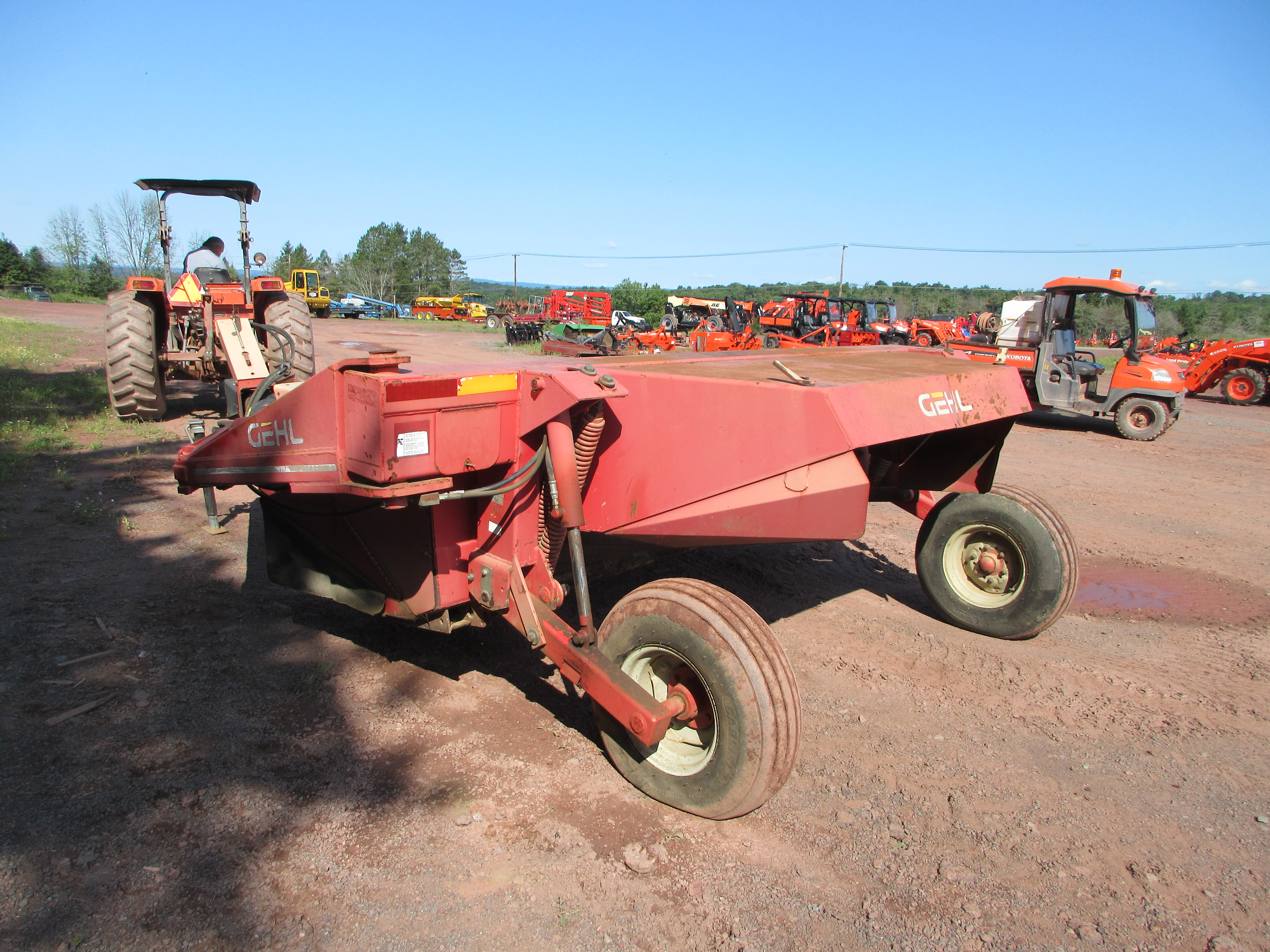 2004 Gehl DC2345 Mower