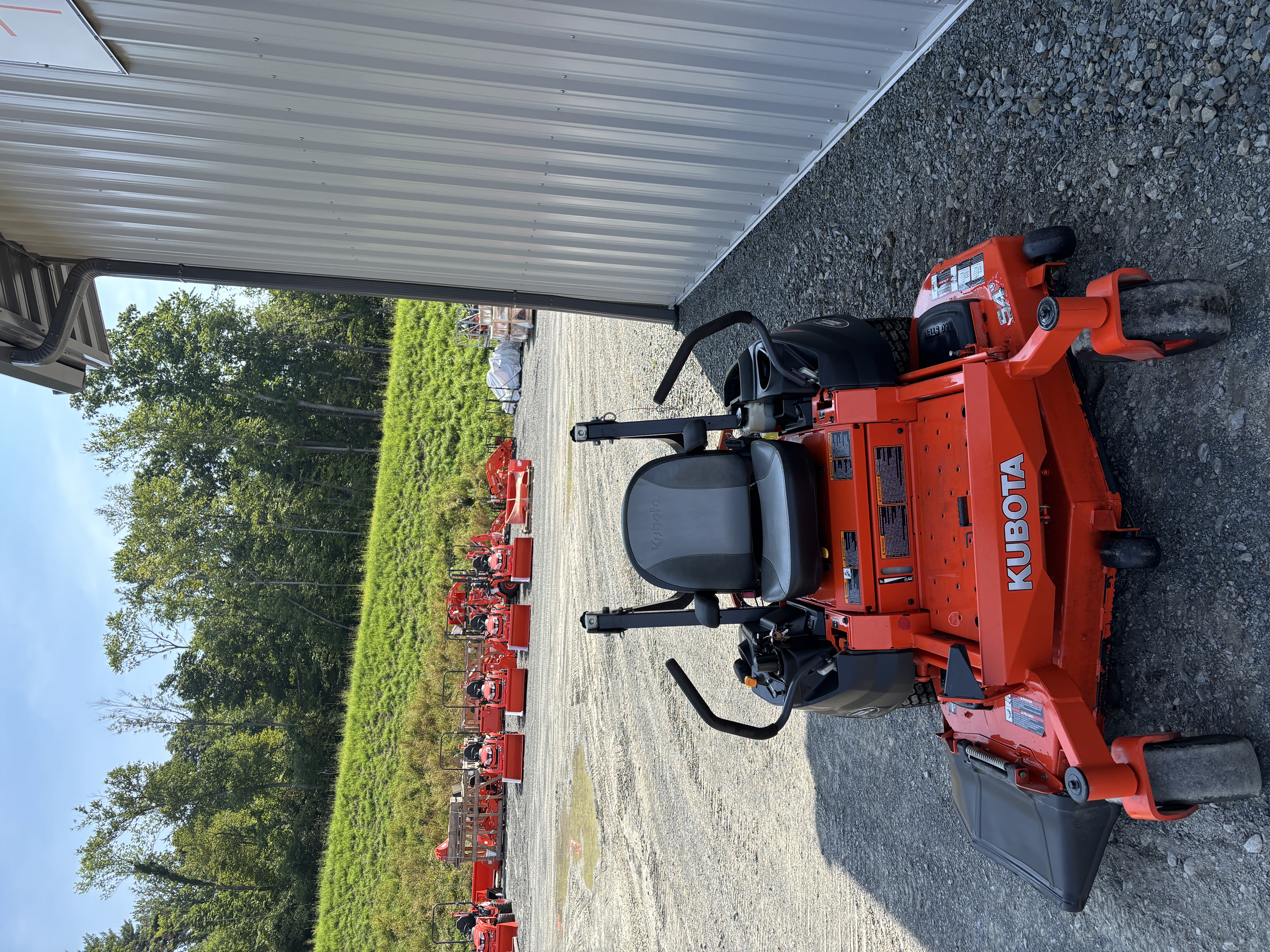 2017 Kubota Z421 Tractor