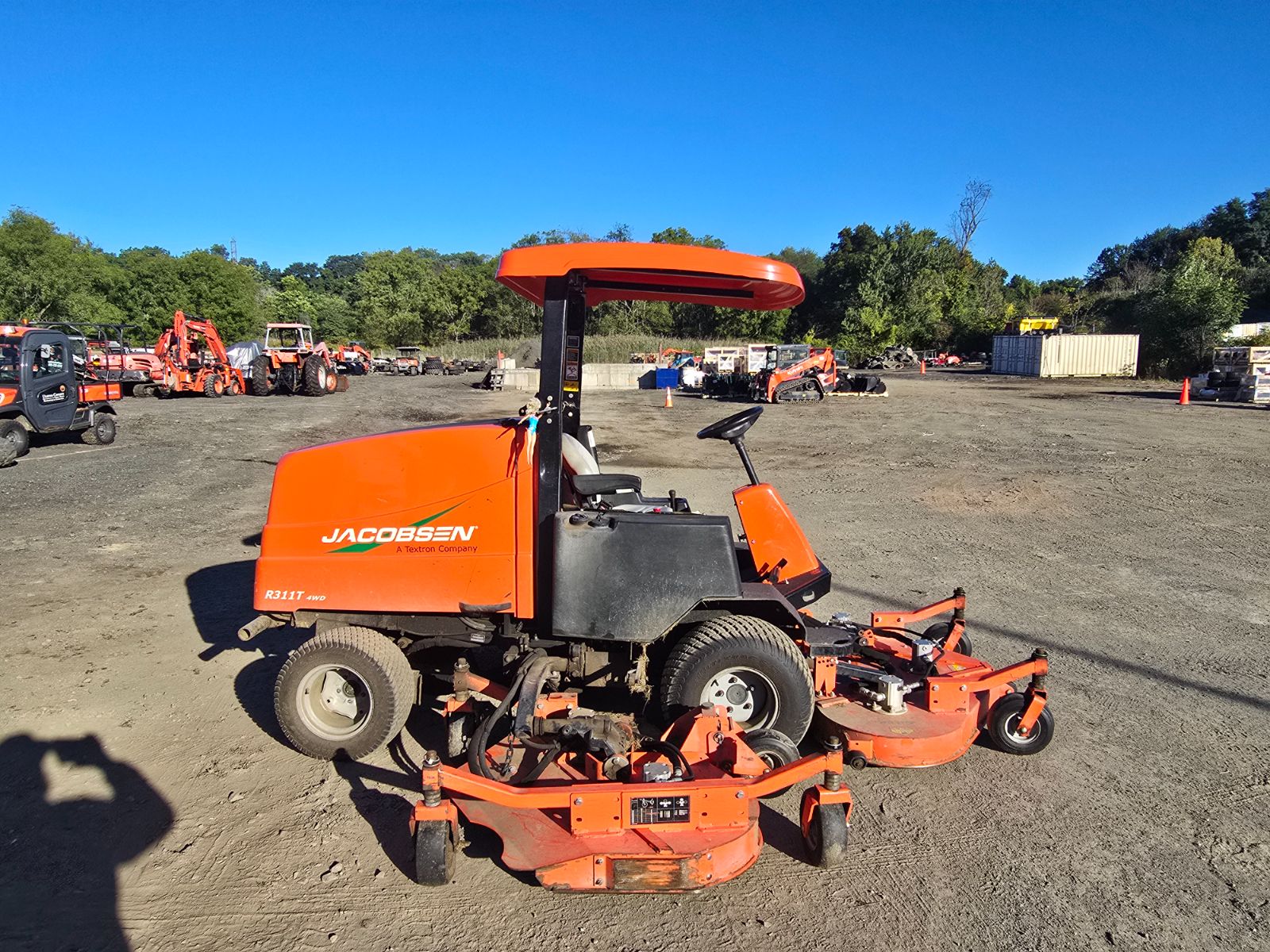 2014 Jacobsen R311T Mower