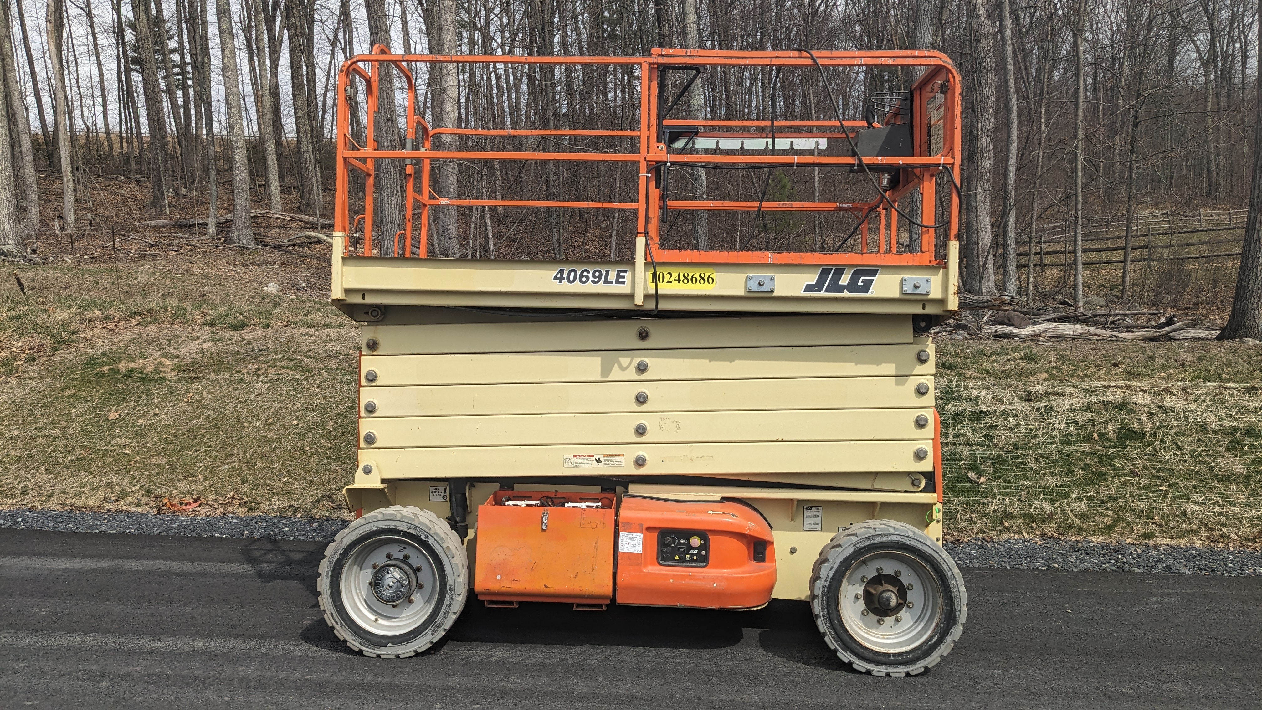 2015 JLG 4069LE Scissor Lift