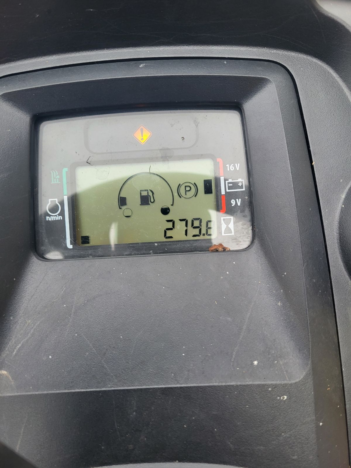 2017 John Deere X384 Tractor