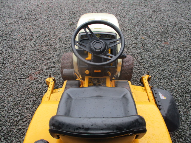 1994 Cub Cadet 1864 Lawn Tractor