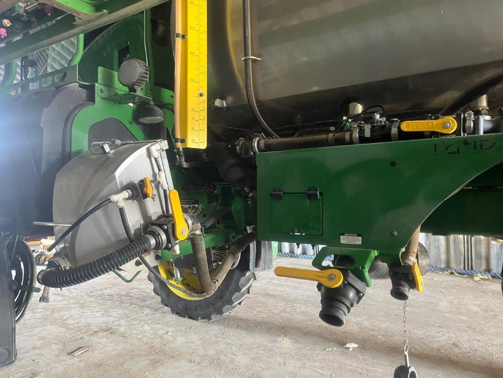 2020 John Deere R4038 Sprayer/High Clearance