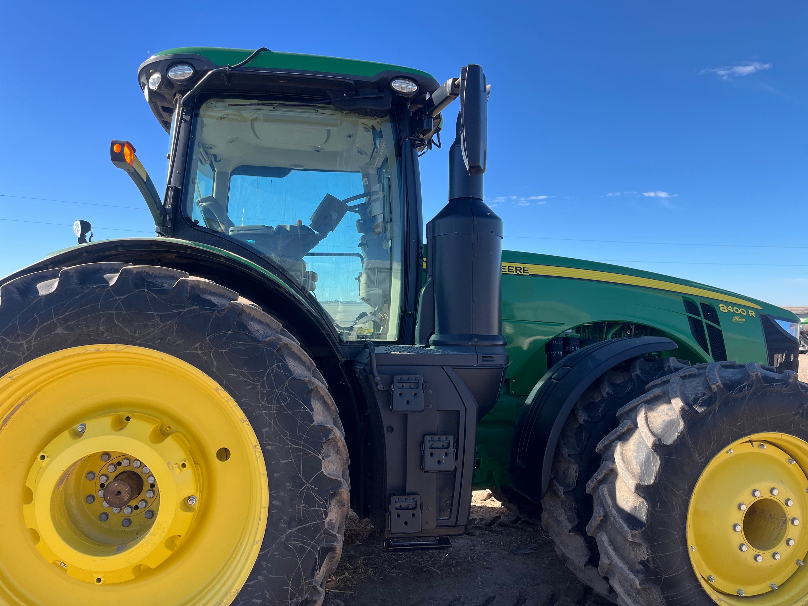 2019 John Deere 8400R Tractor