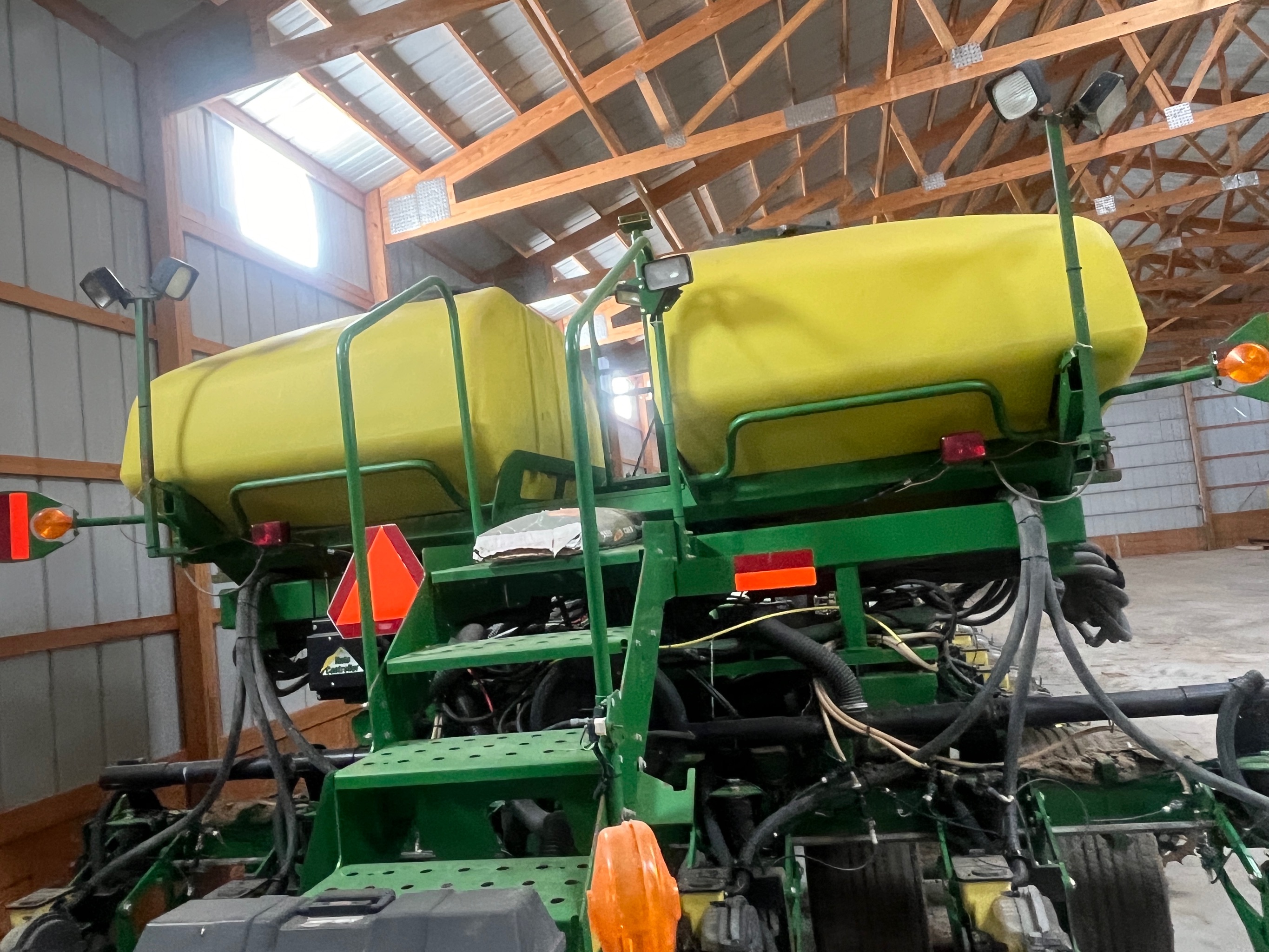 2010 John Deere DB80 Planter