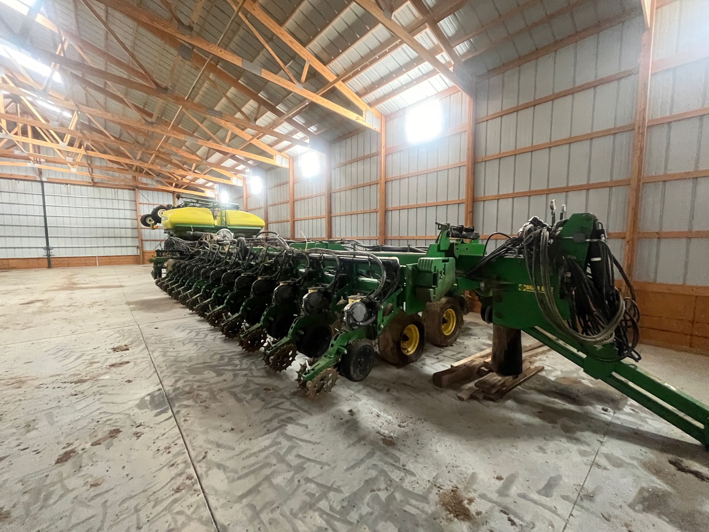 2010 John Deere DB80 Planter