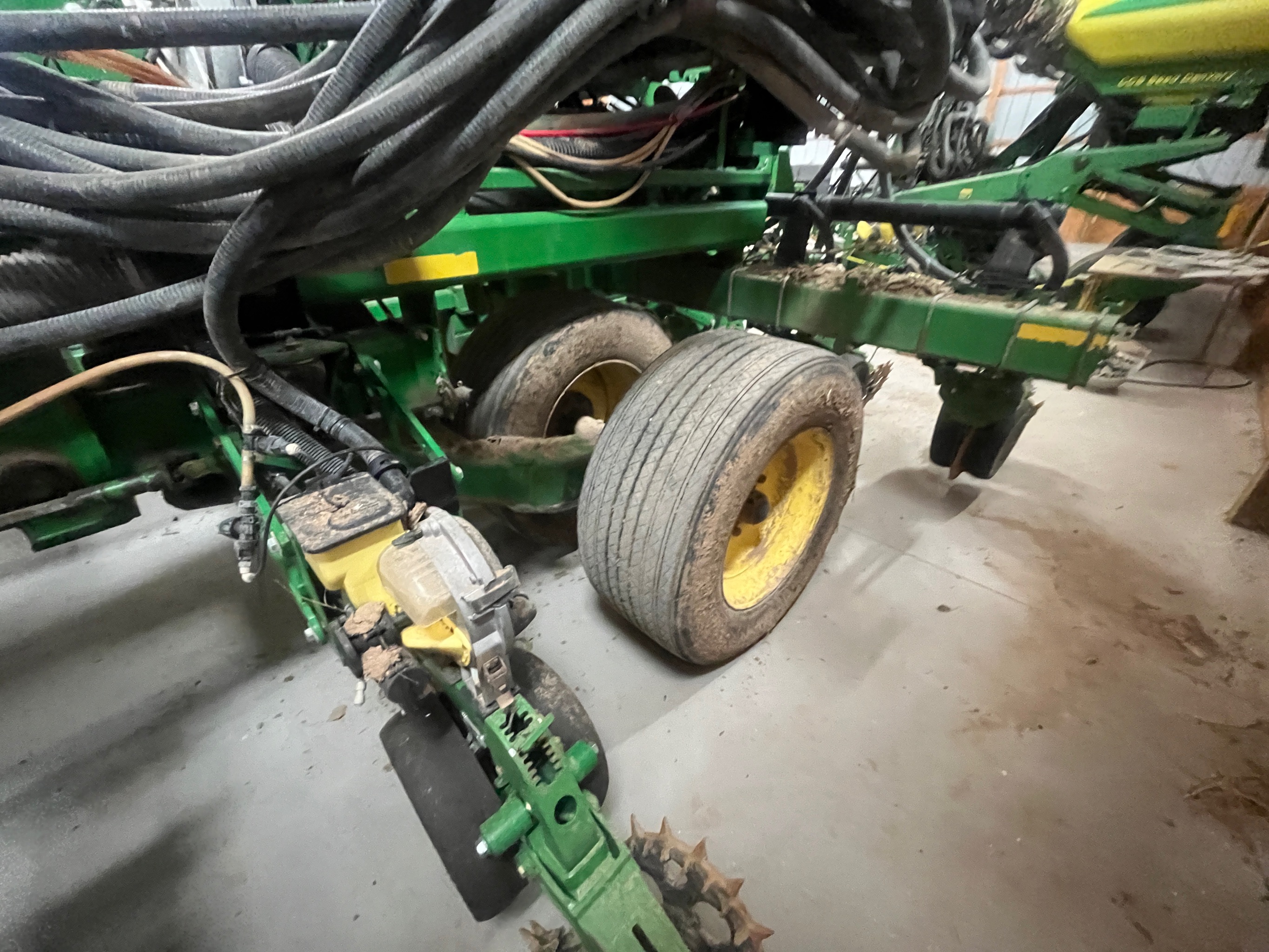 2010 John Deere DB80 Planter