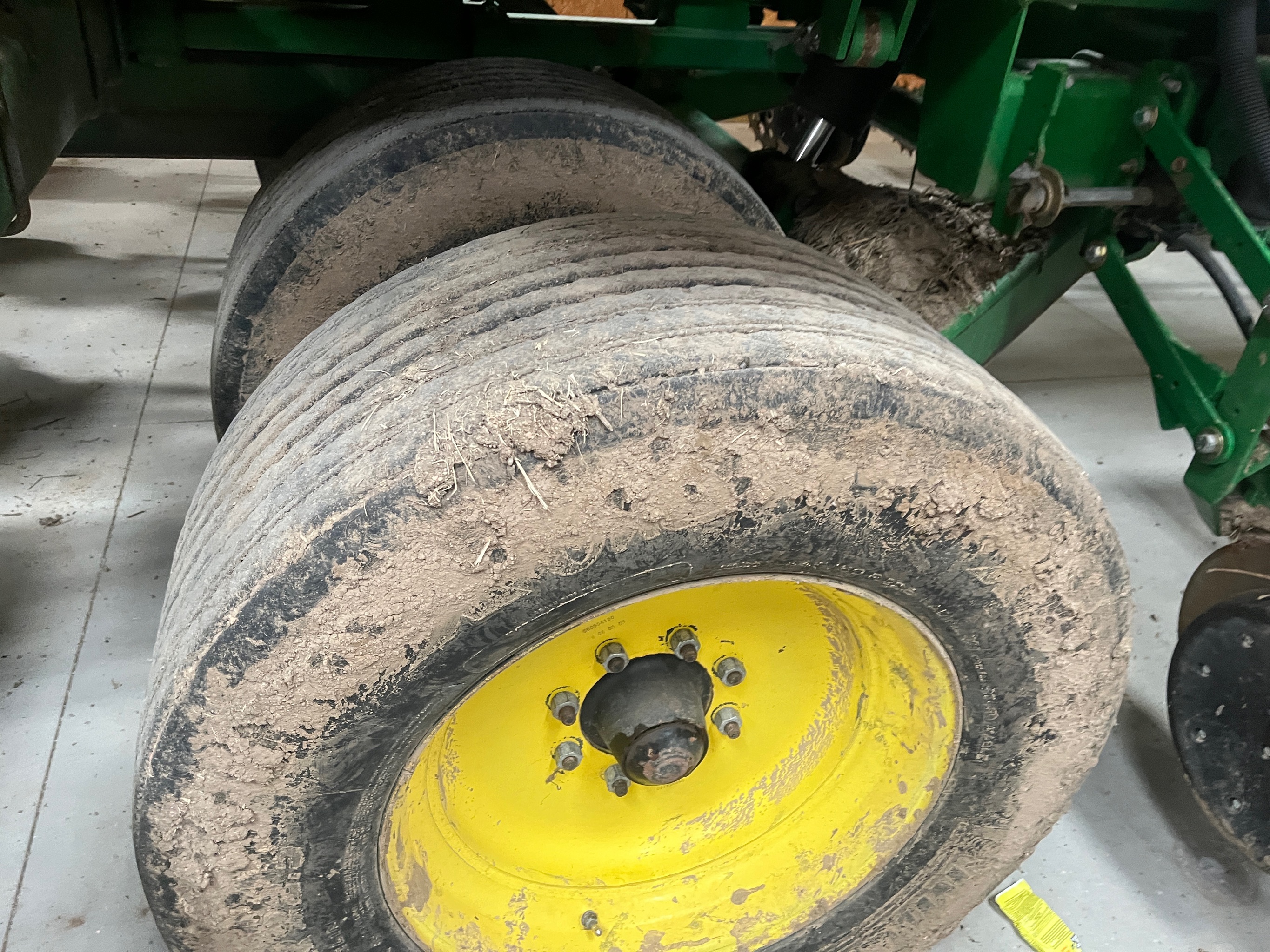 2010 John Deere DB80 Planter