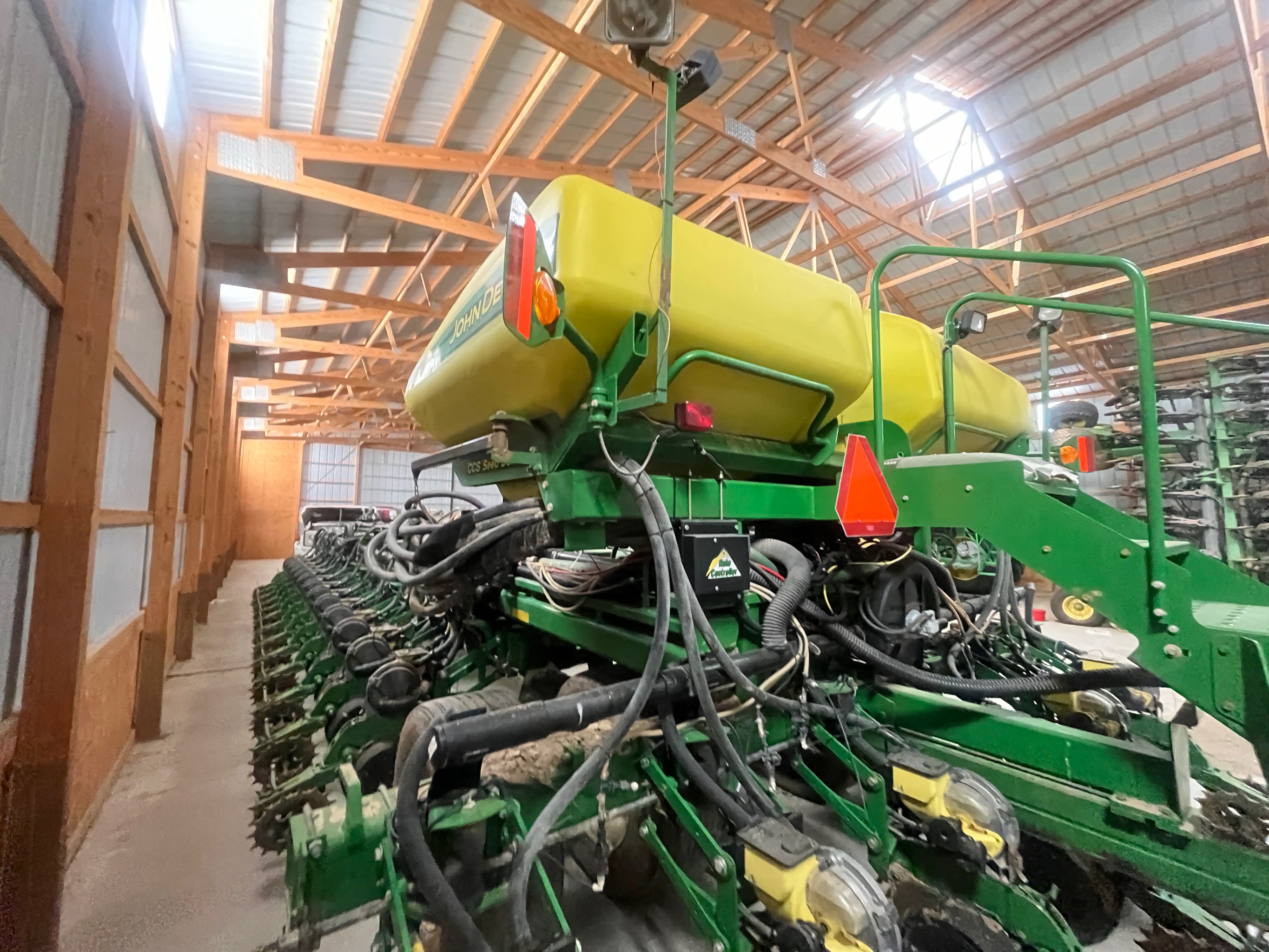 2010 John Deere DB80 Planter