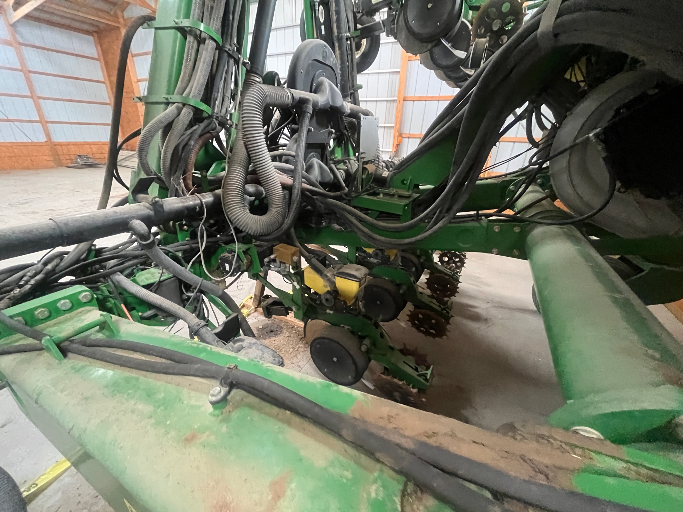 2009 John Deere 1720 Planter