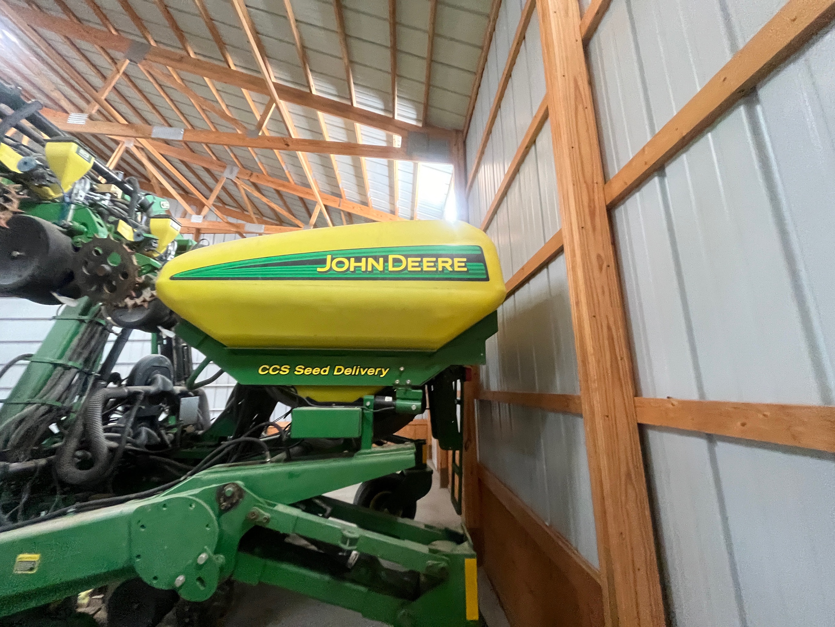 2009 John Deere 1720 Planter