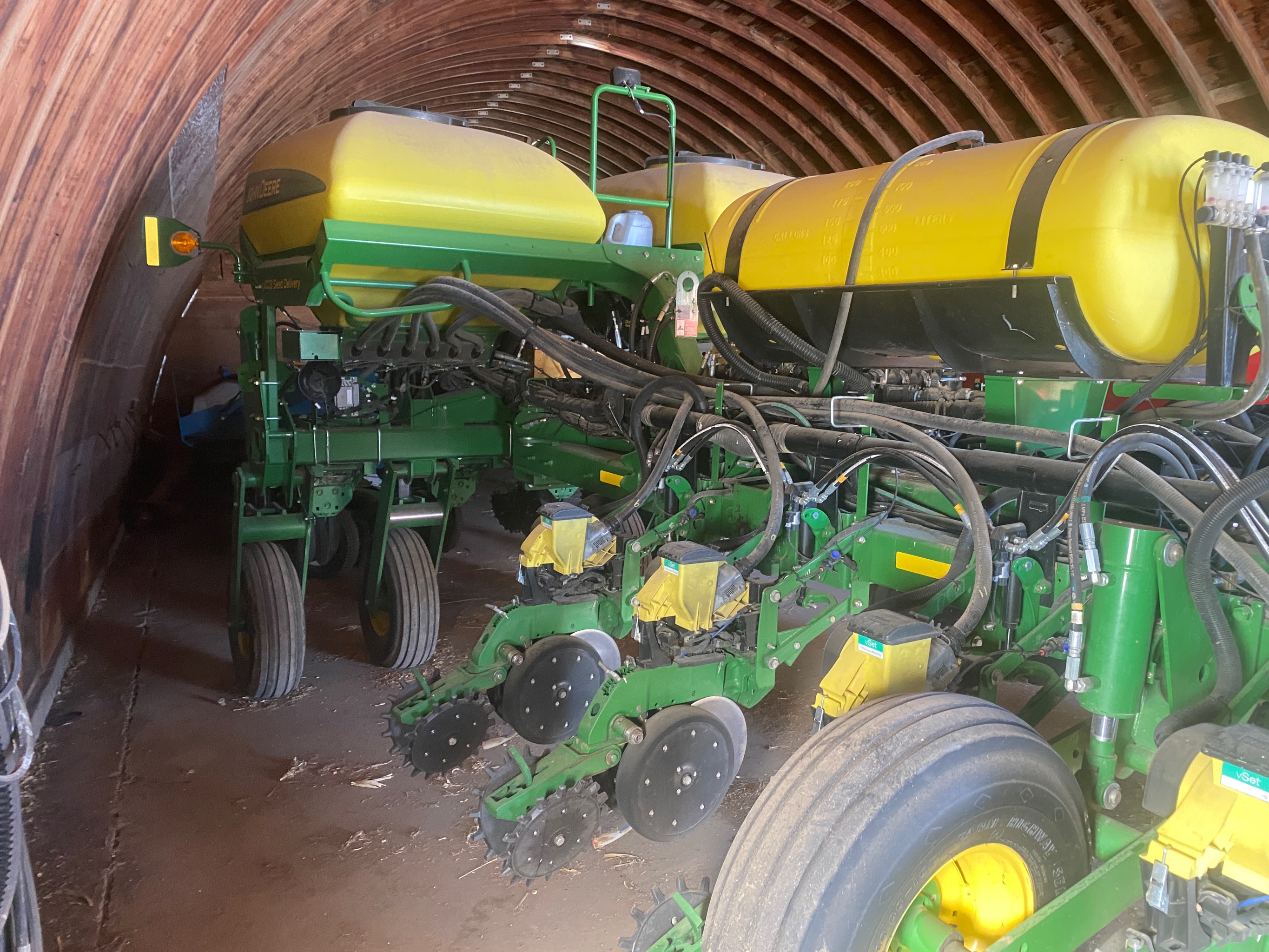 2013 John Deere 1770NT CCS Planter