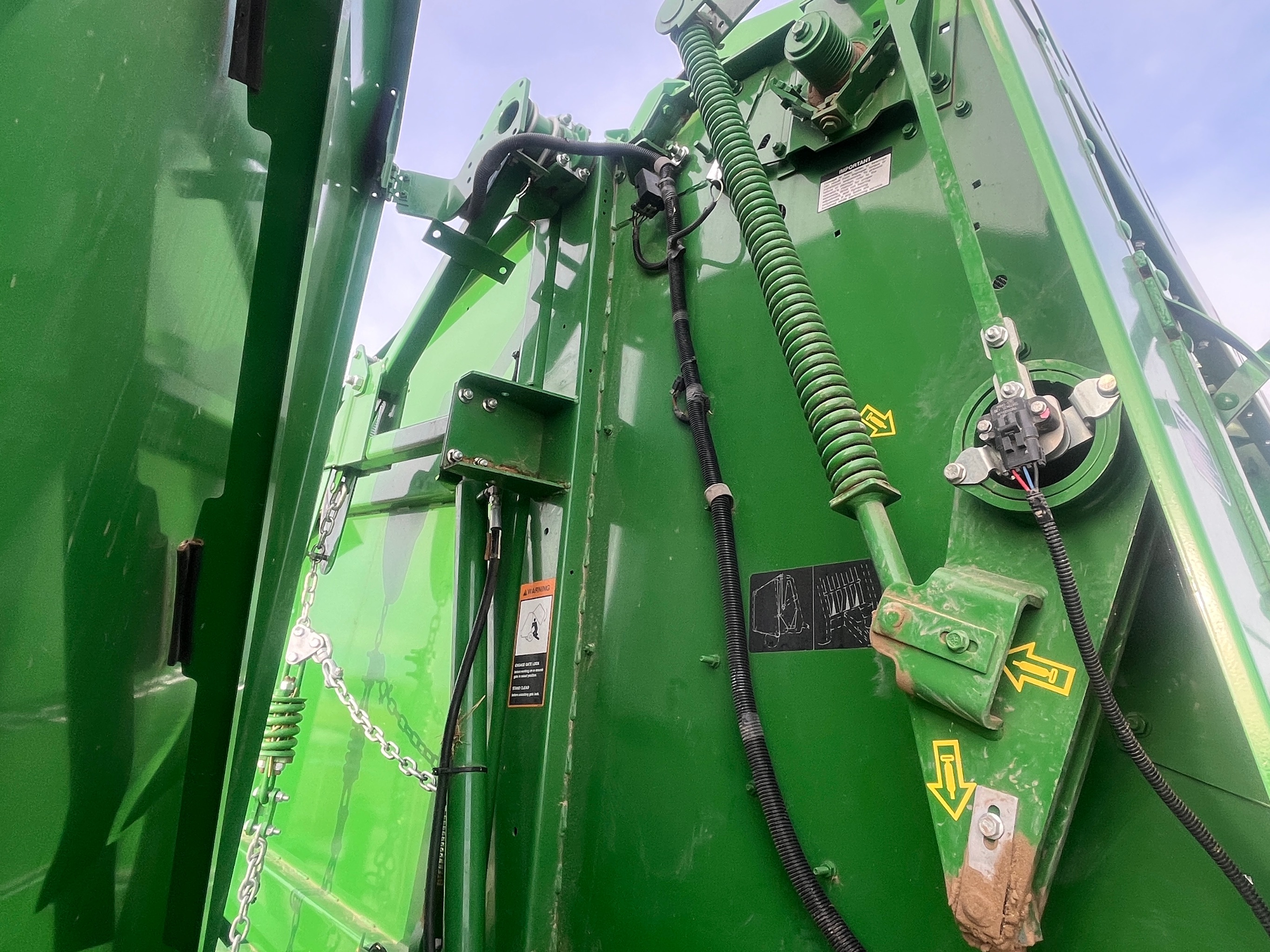 2019 John Deere 560M Baler/Round