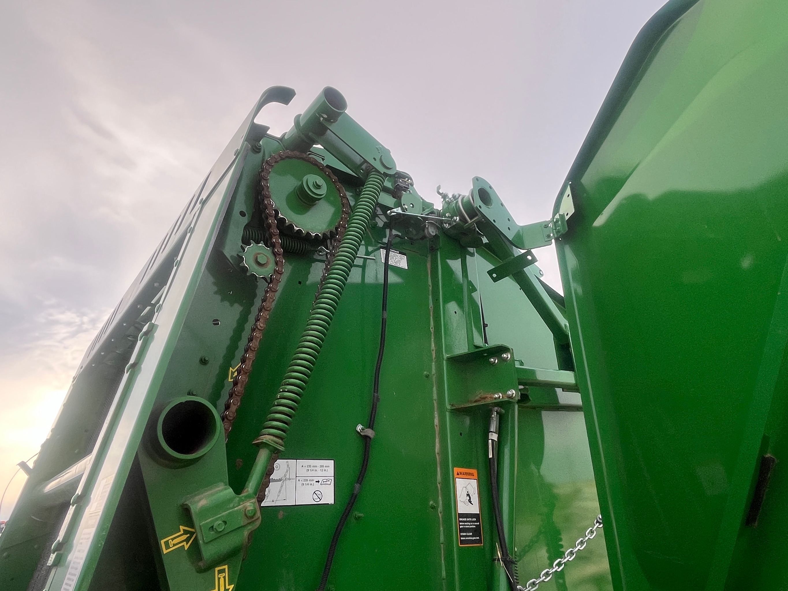 2019 John Deere 560M Baler/Round