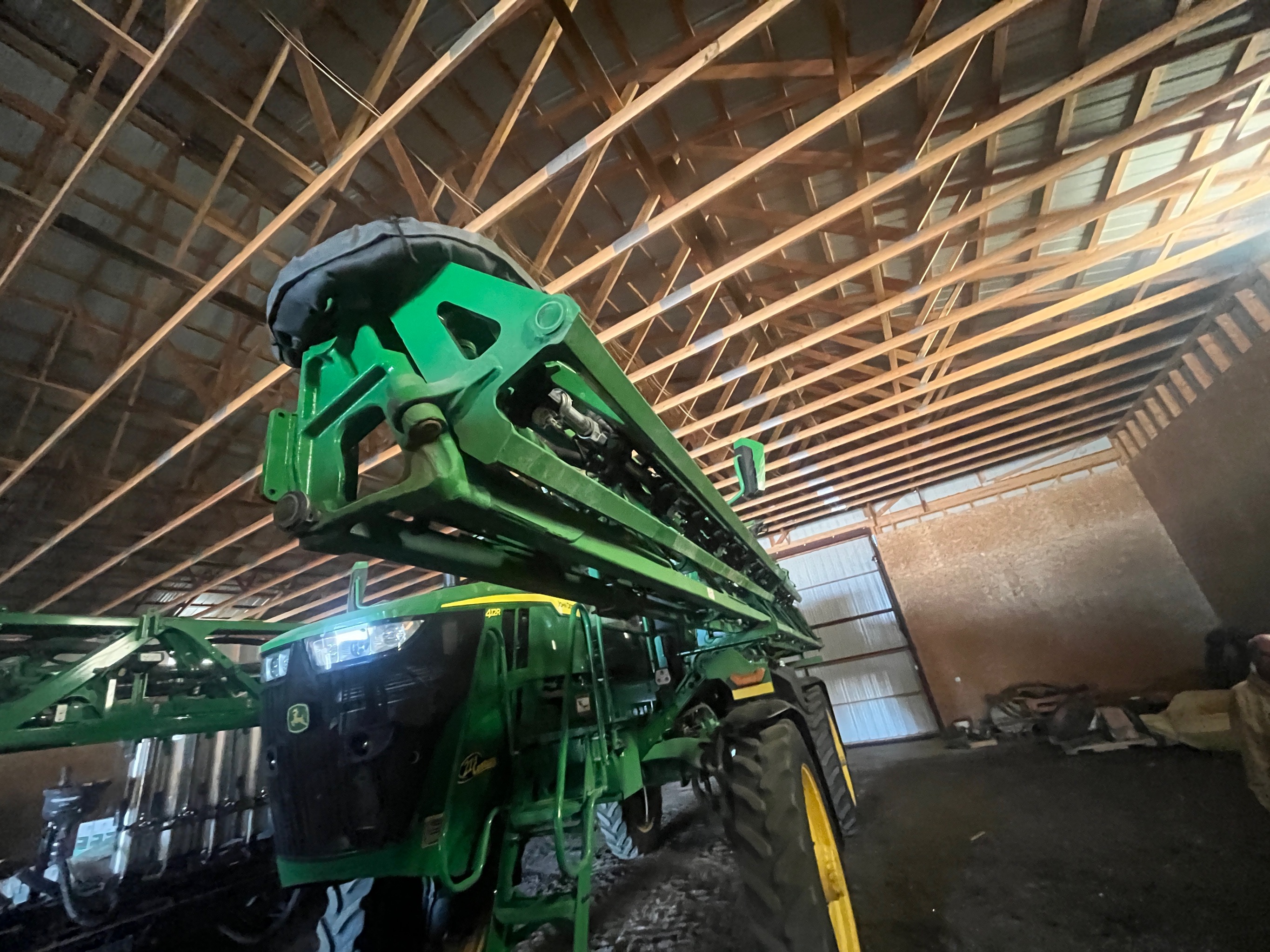 2022 John Deere 412R Sprayer/High Clearance