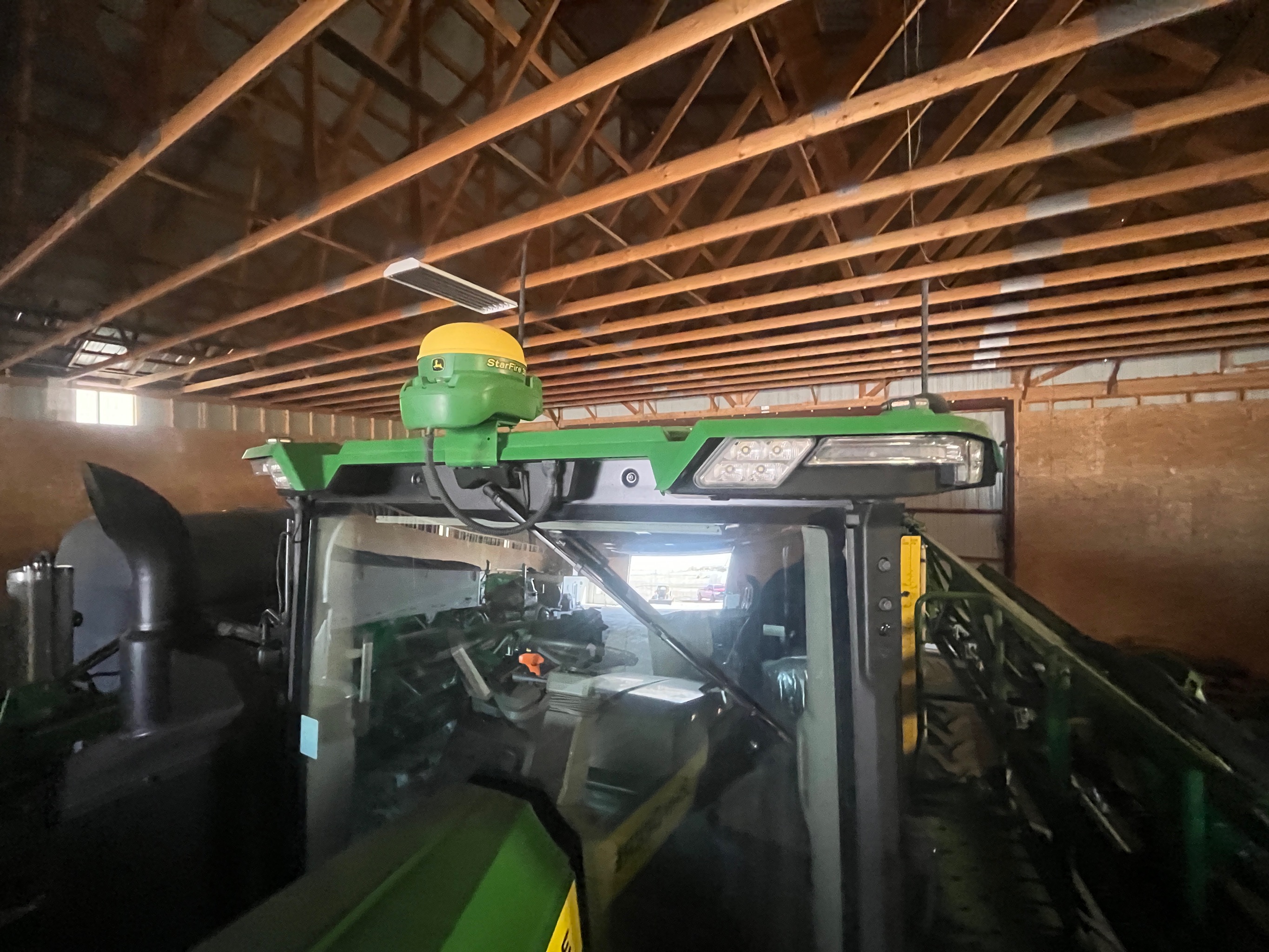 2022 John Deere 412R Sprayer/High Clearance