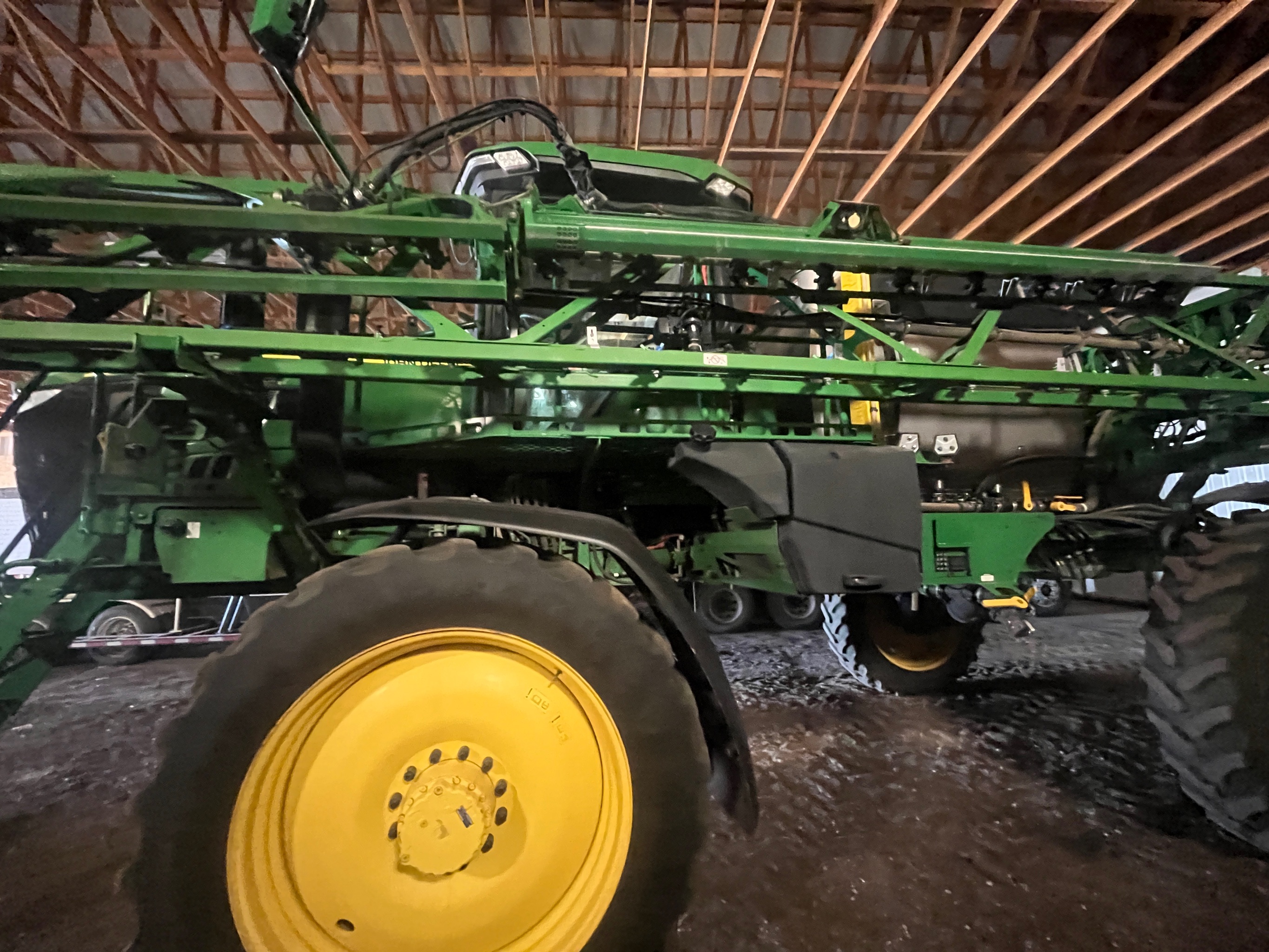 2022 John Deere 412R Sprayer/High Clearance