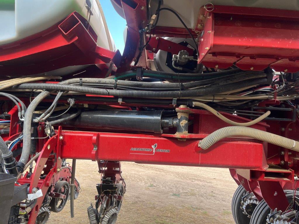 2021 Case IH 2150 Planter/Row