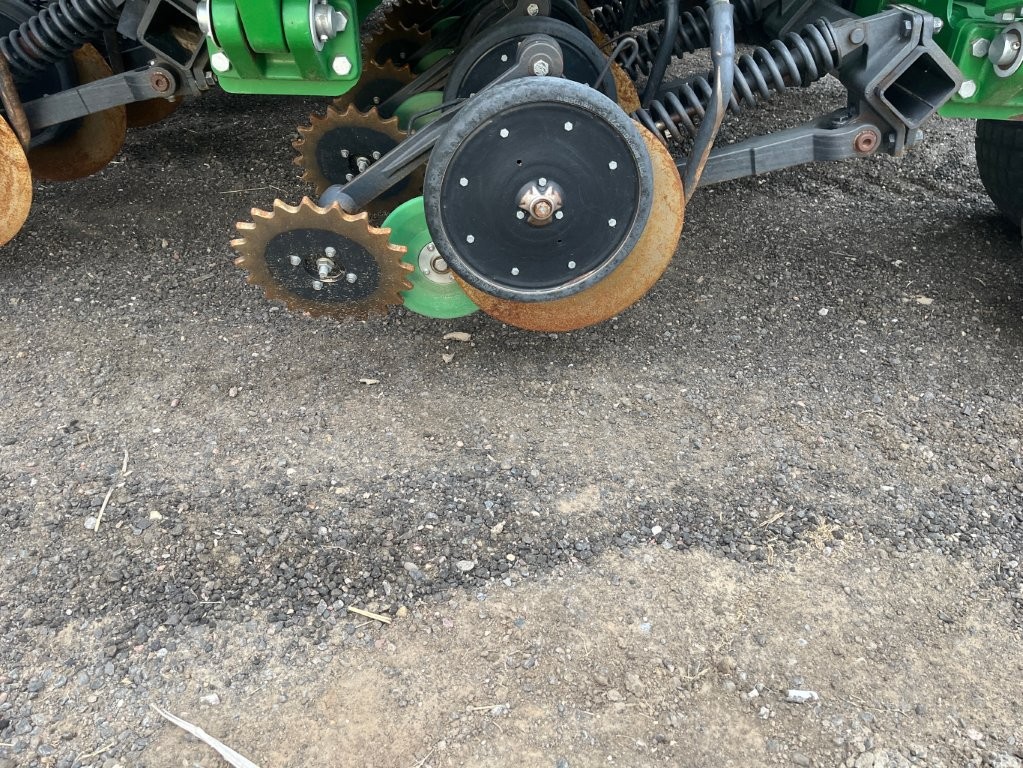 2016 John Deere 1910/1890 Air Seeder